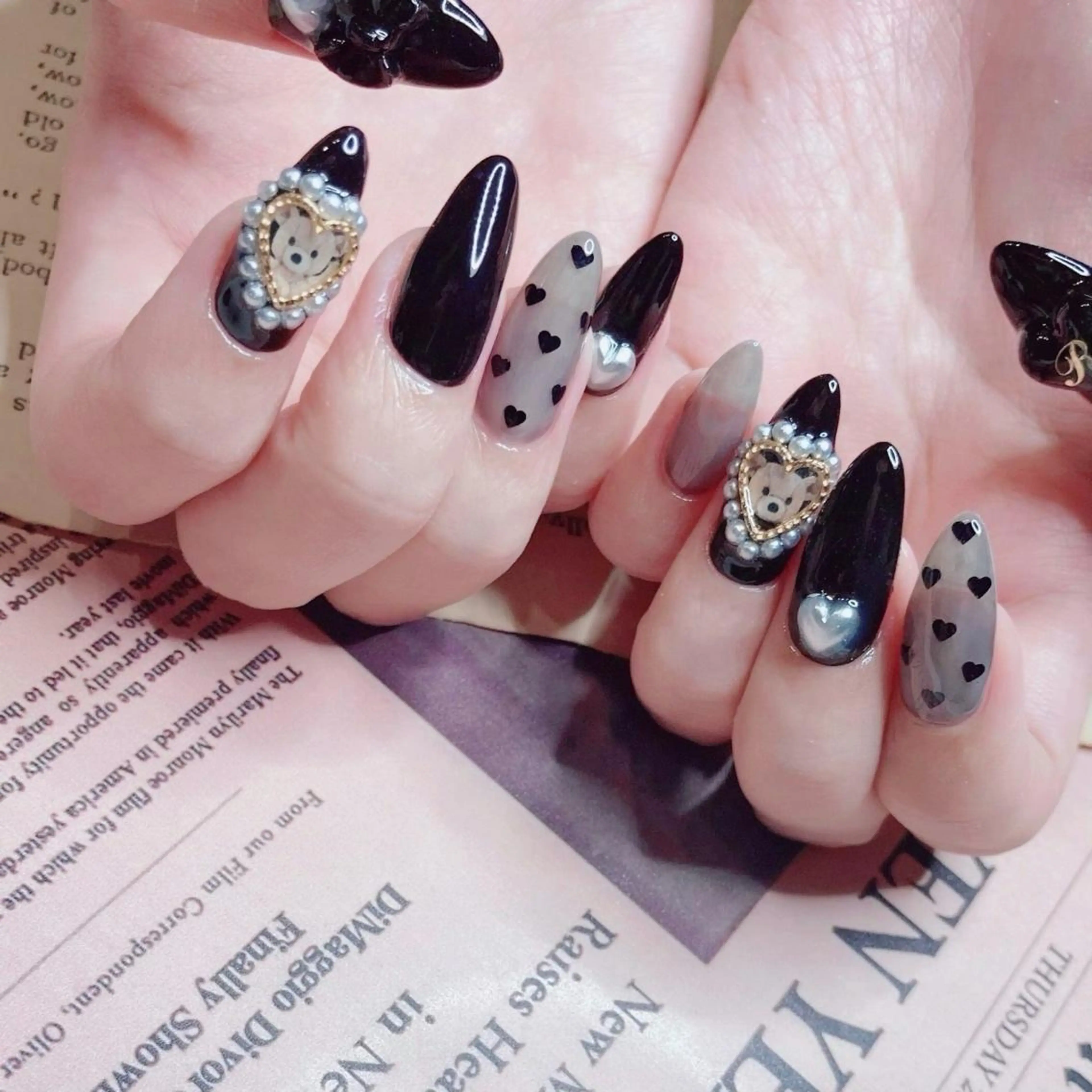 ネイル NOIROUGE所属・NOI ROUGEのネイルデザイン