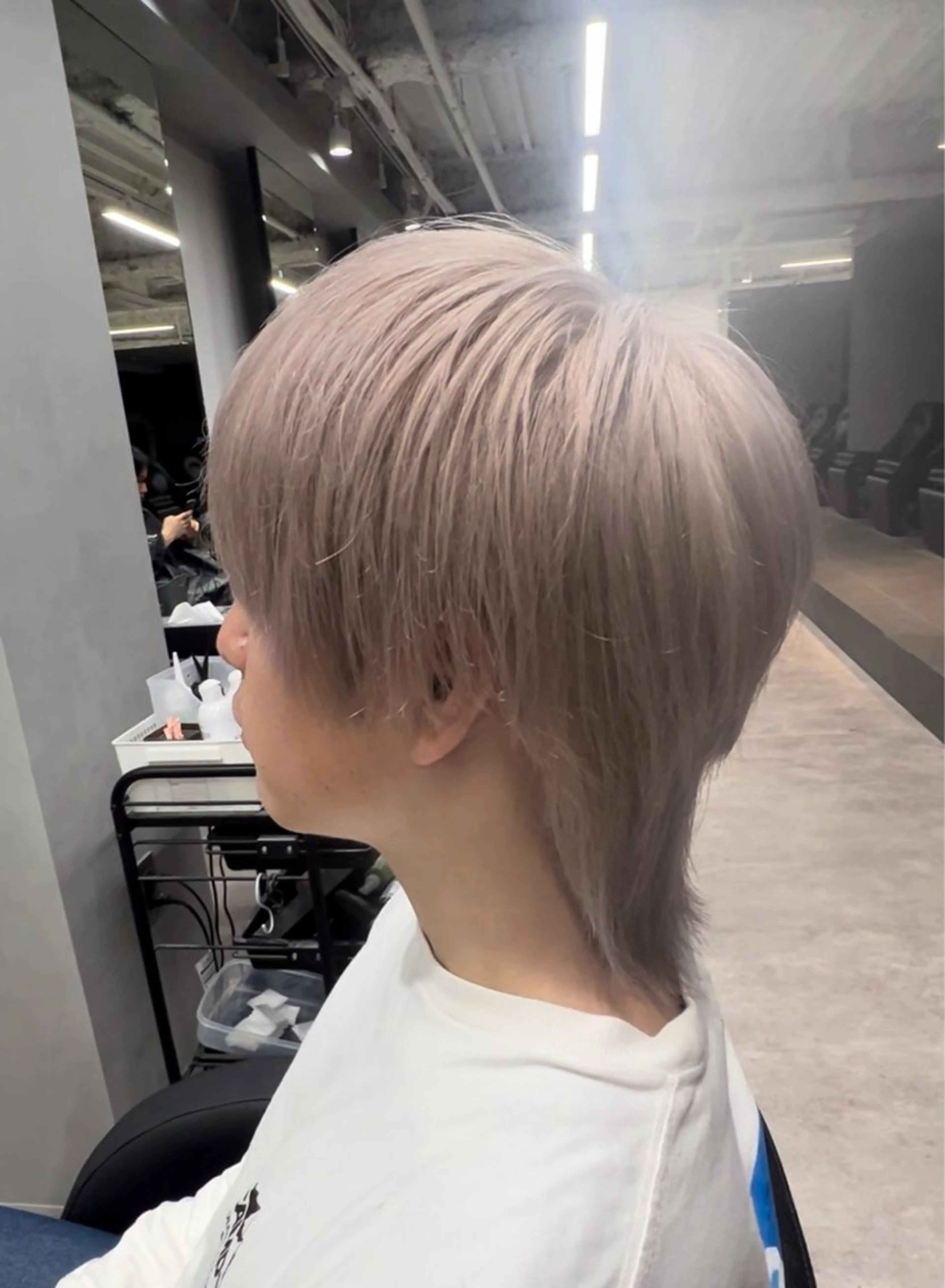 カラー メンズ メンズブリーチ ブリーチ グレージュ 外国人風カラー職人 レオのヘアスタイル