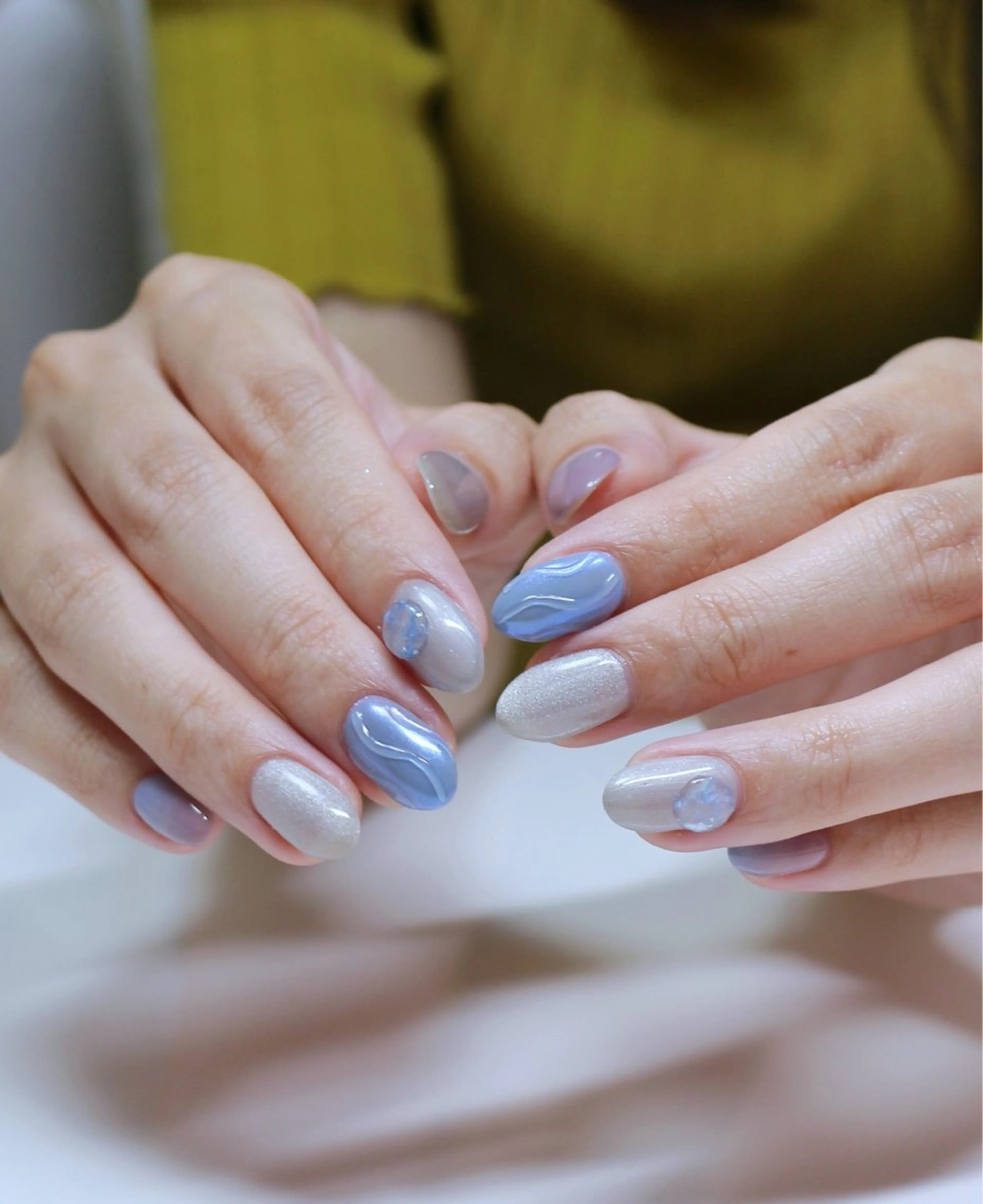 ネイル オーロラネイル ブルー マグネットネイル ニュアンスネイル 夏ネイル Baku Nailsのネイルデザイン