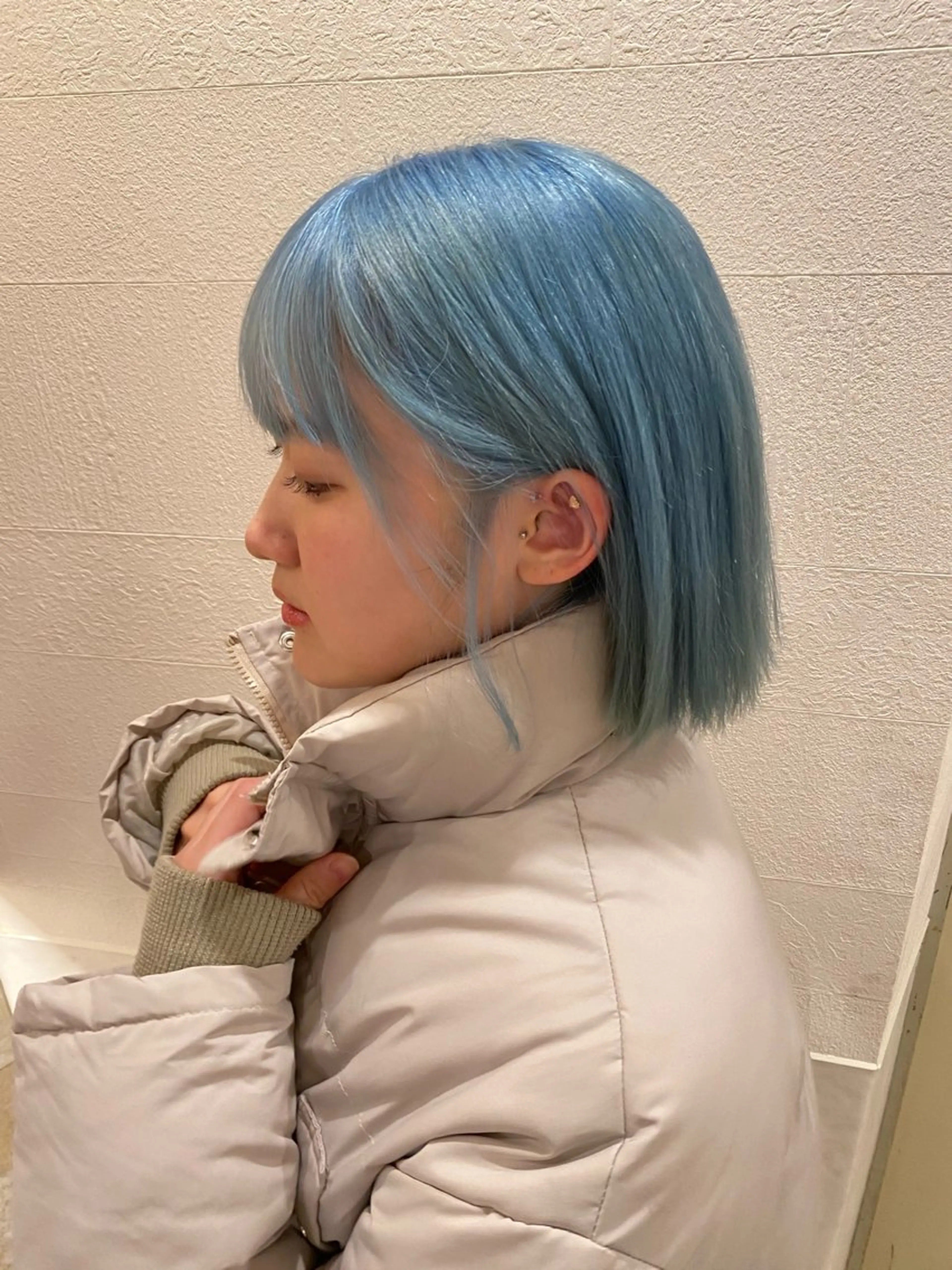 ショート カラー ヘアカラー BOW所属・ネギシ アイナのヘアスタイル