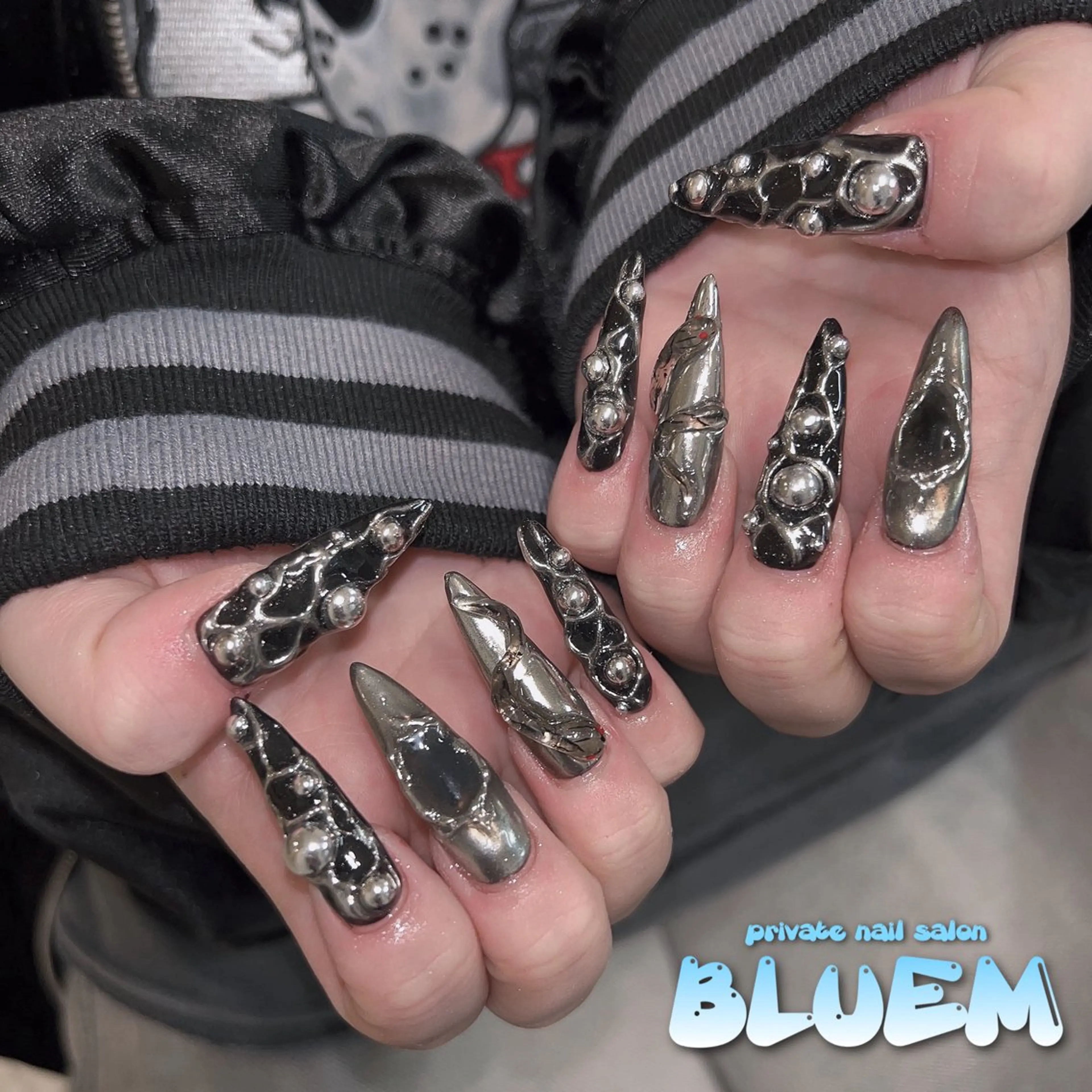 ネイル ハンドネイル BLUEM なな🐶のネイルデザイン