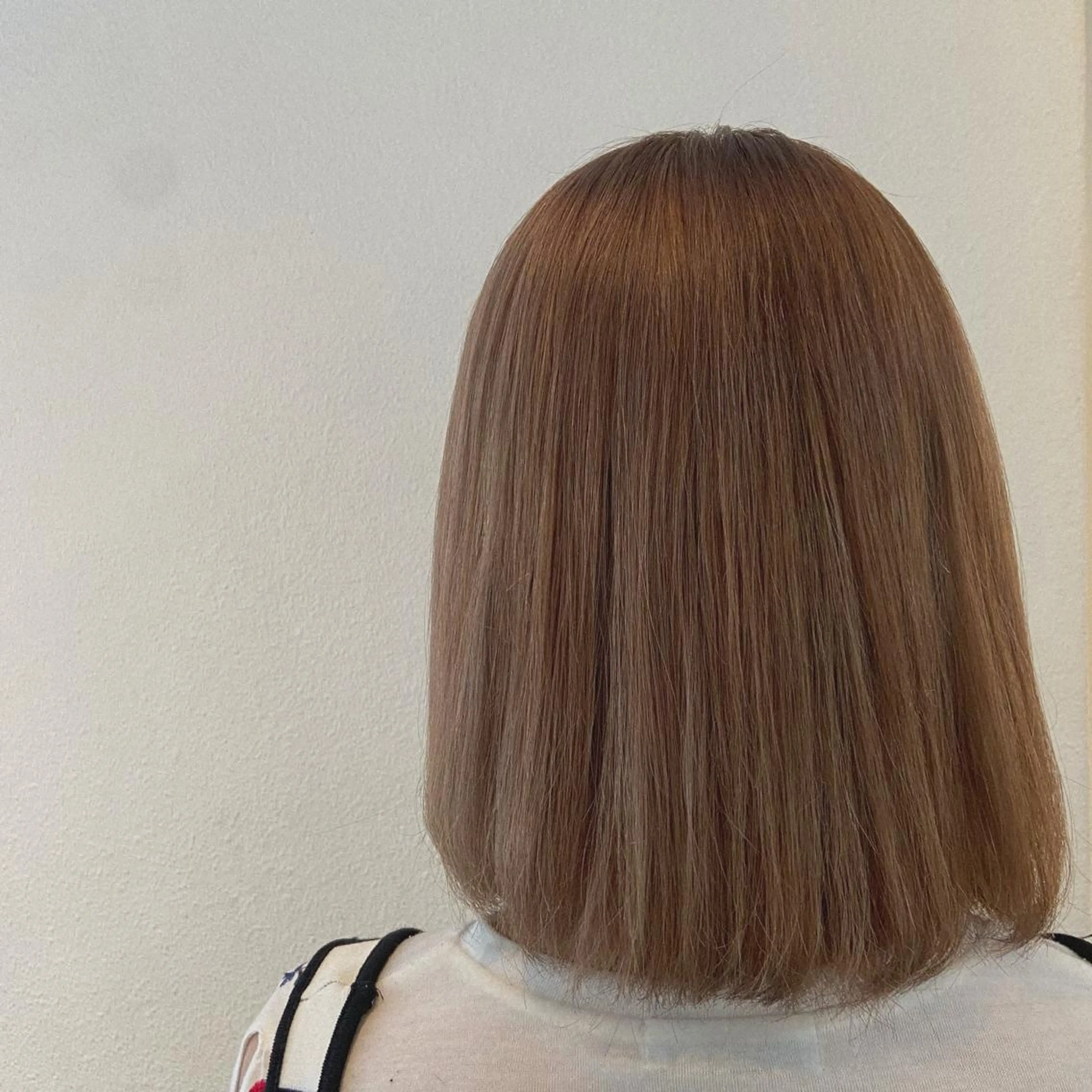 ミディアム ヘアカラー 🍒マツダ エナ‎🤍のヘアスタイル