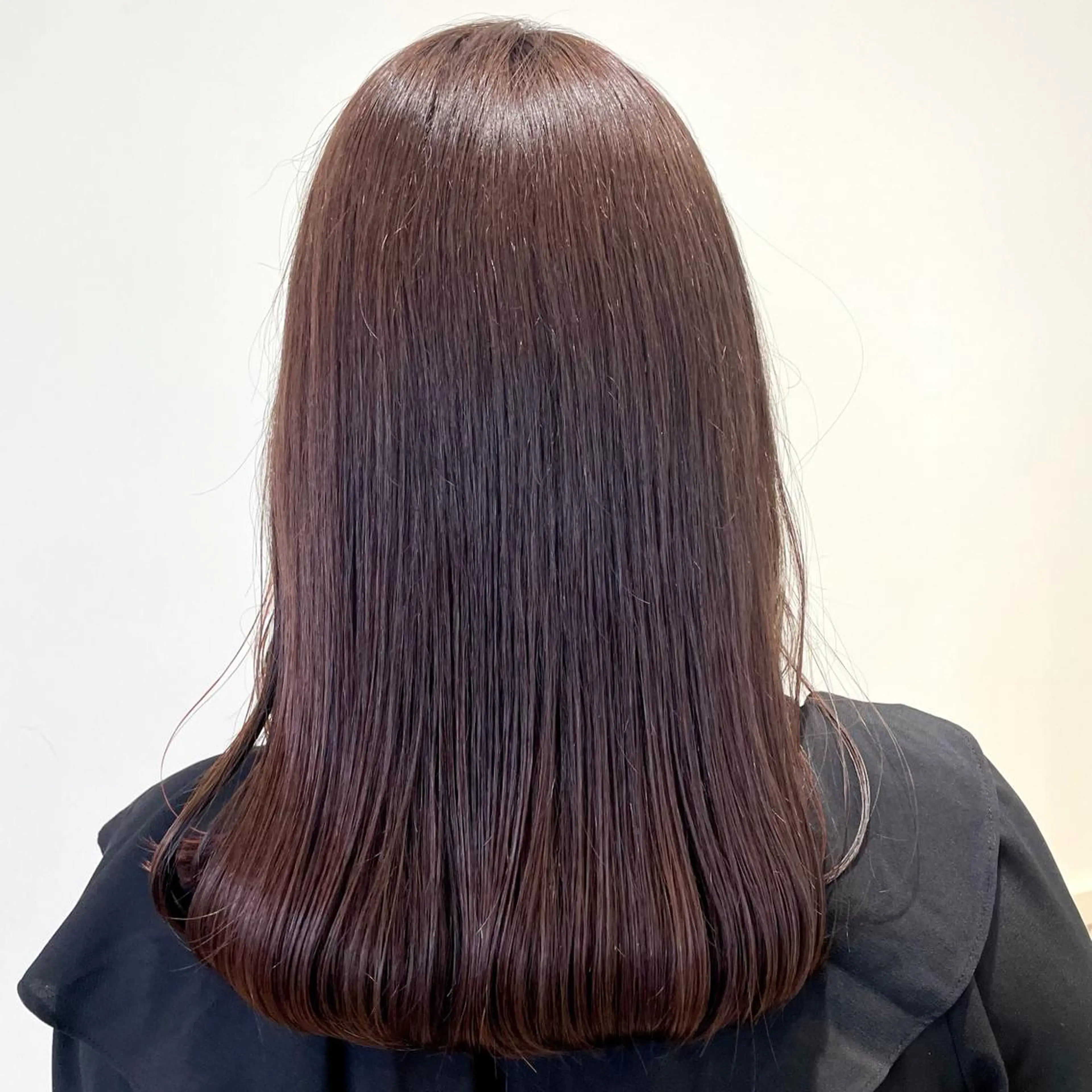 ミディアム カラー スナコザワ レナのヘアスタイル