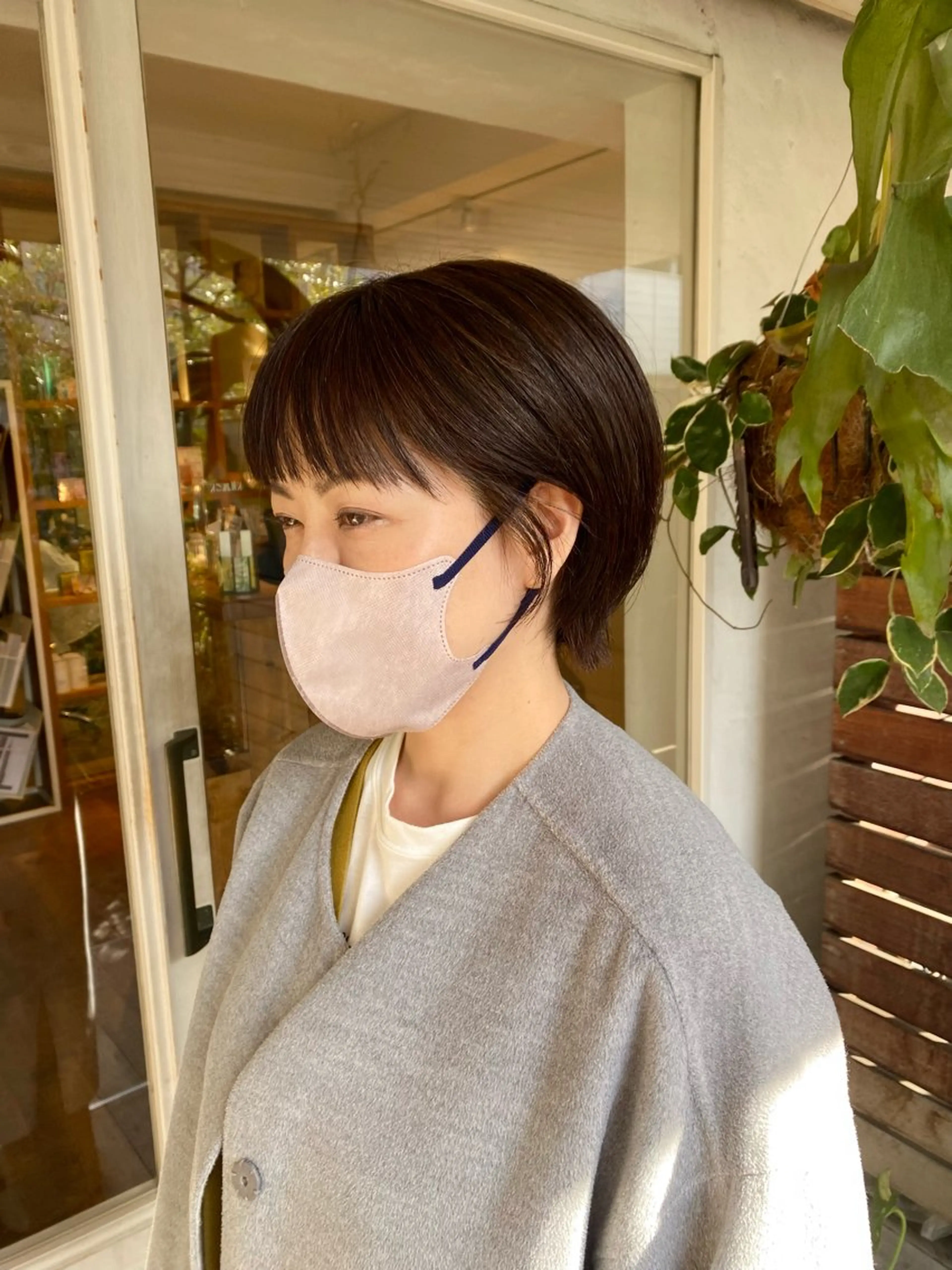 ショート BELLA TOMOMIのヘアスタイル