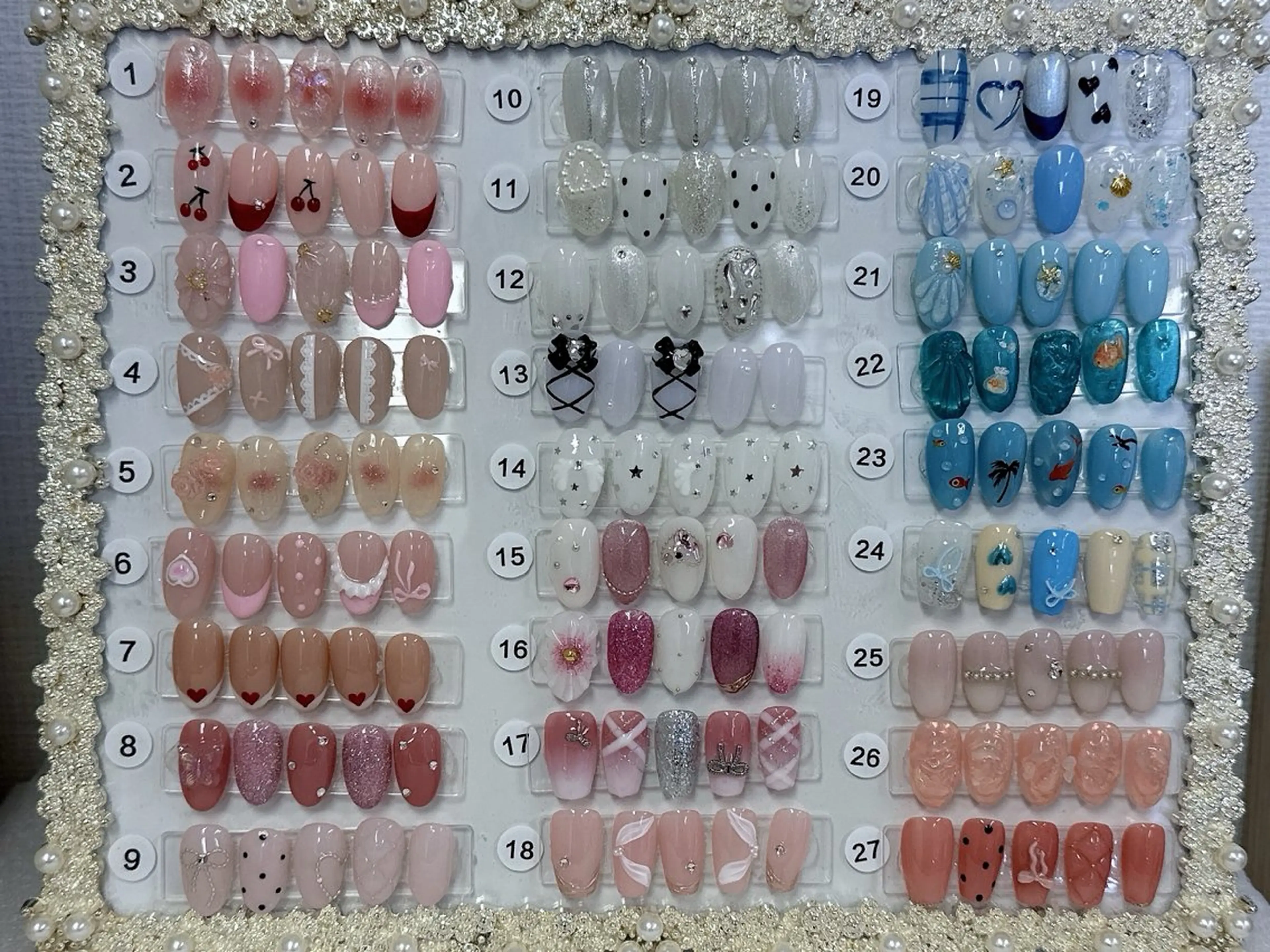 💛定価デザインB💛オフィスネイル💕オフ無料🉐💞ケア込み💞（練習専門）の写真