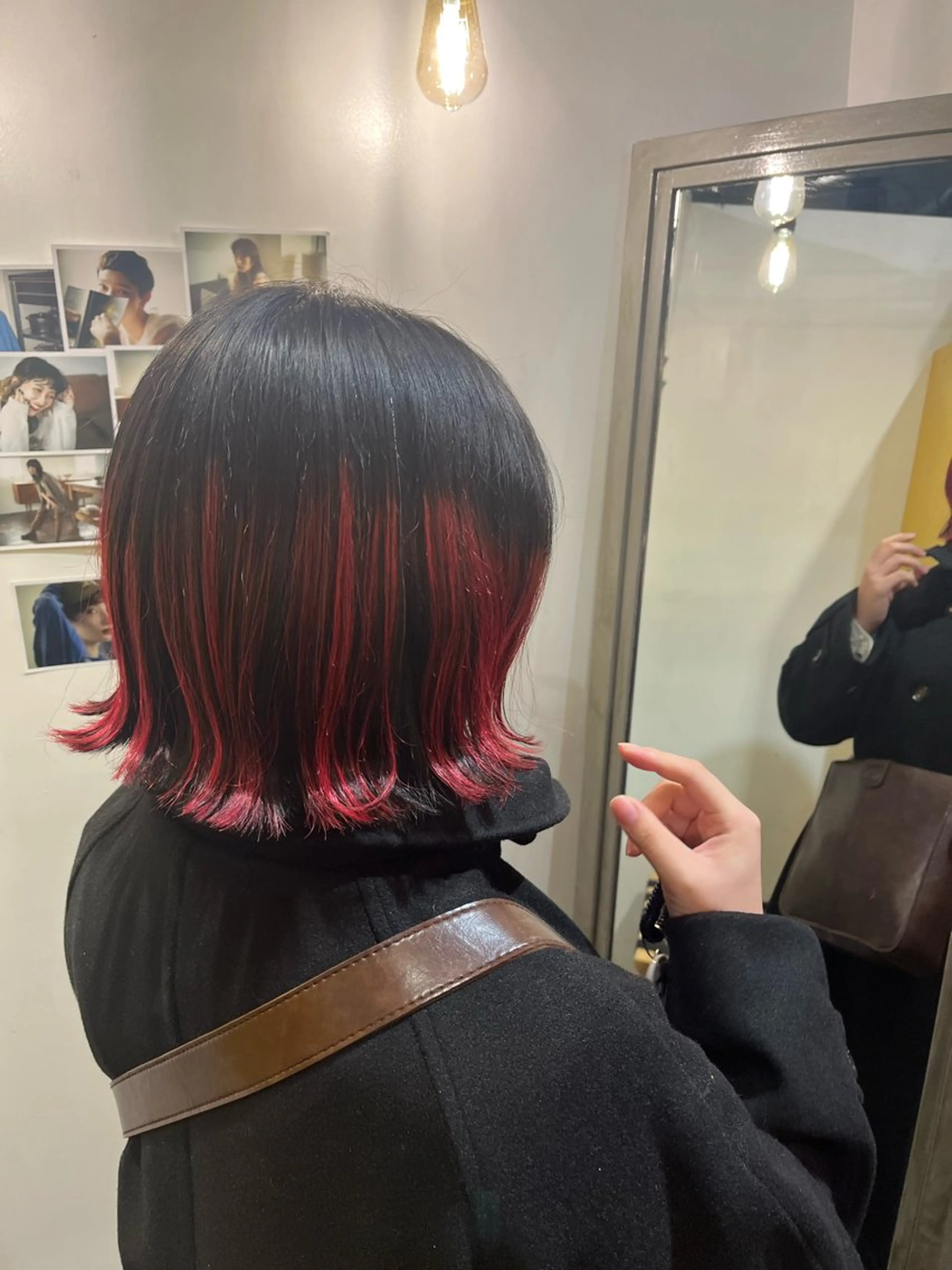 ショート カラー レッドカラー 泉澤 風花のヘアスタイル