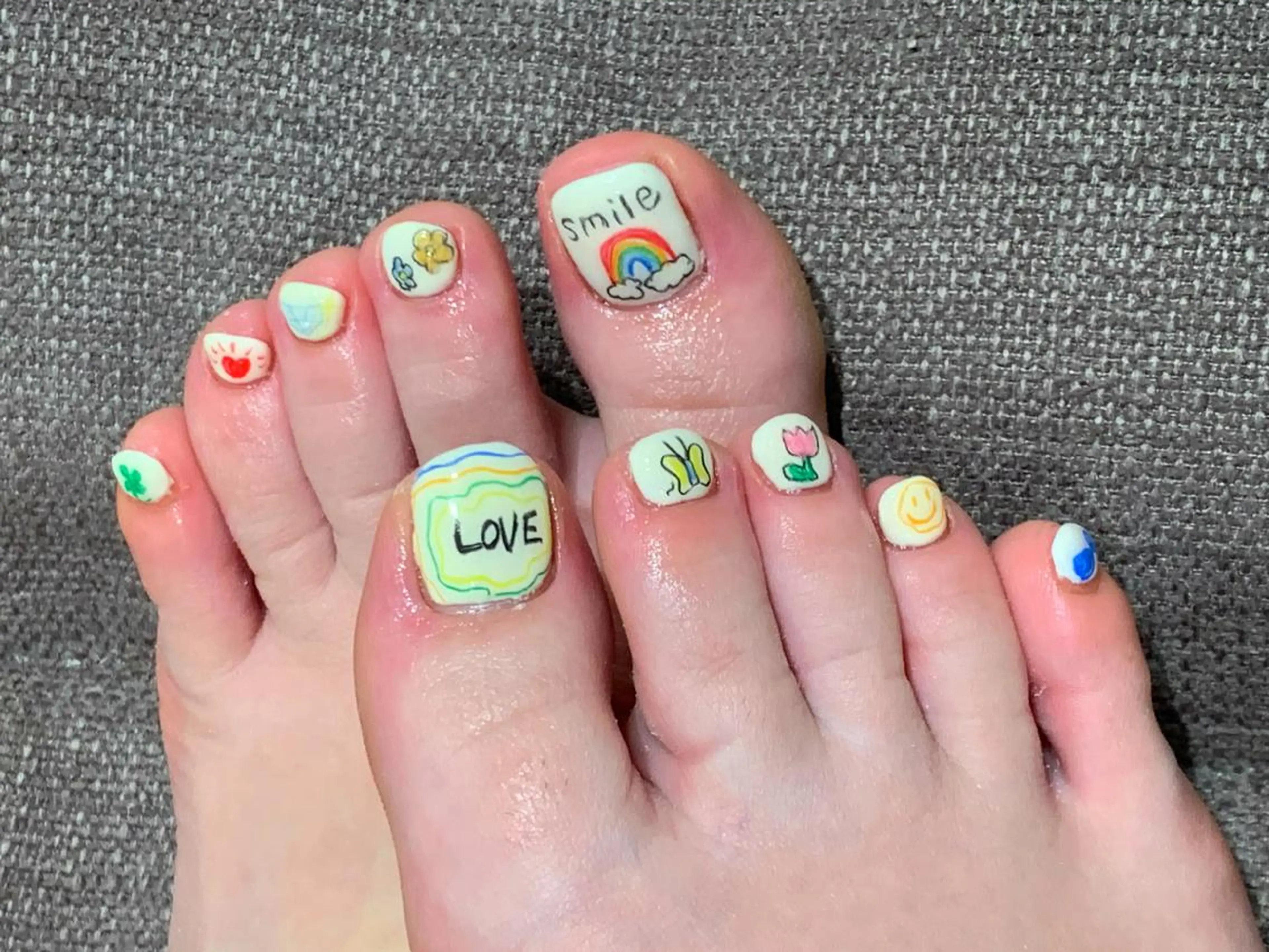 ネイル アートネイル フットネイル ジェルネイル パラジェル シンプルネイル フットネイル Kureha/ネイル トレンドヘアのヘアスタイル