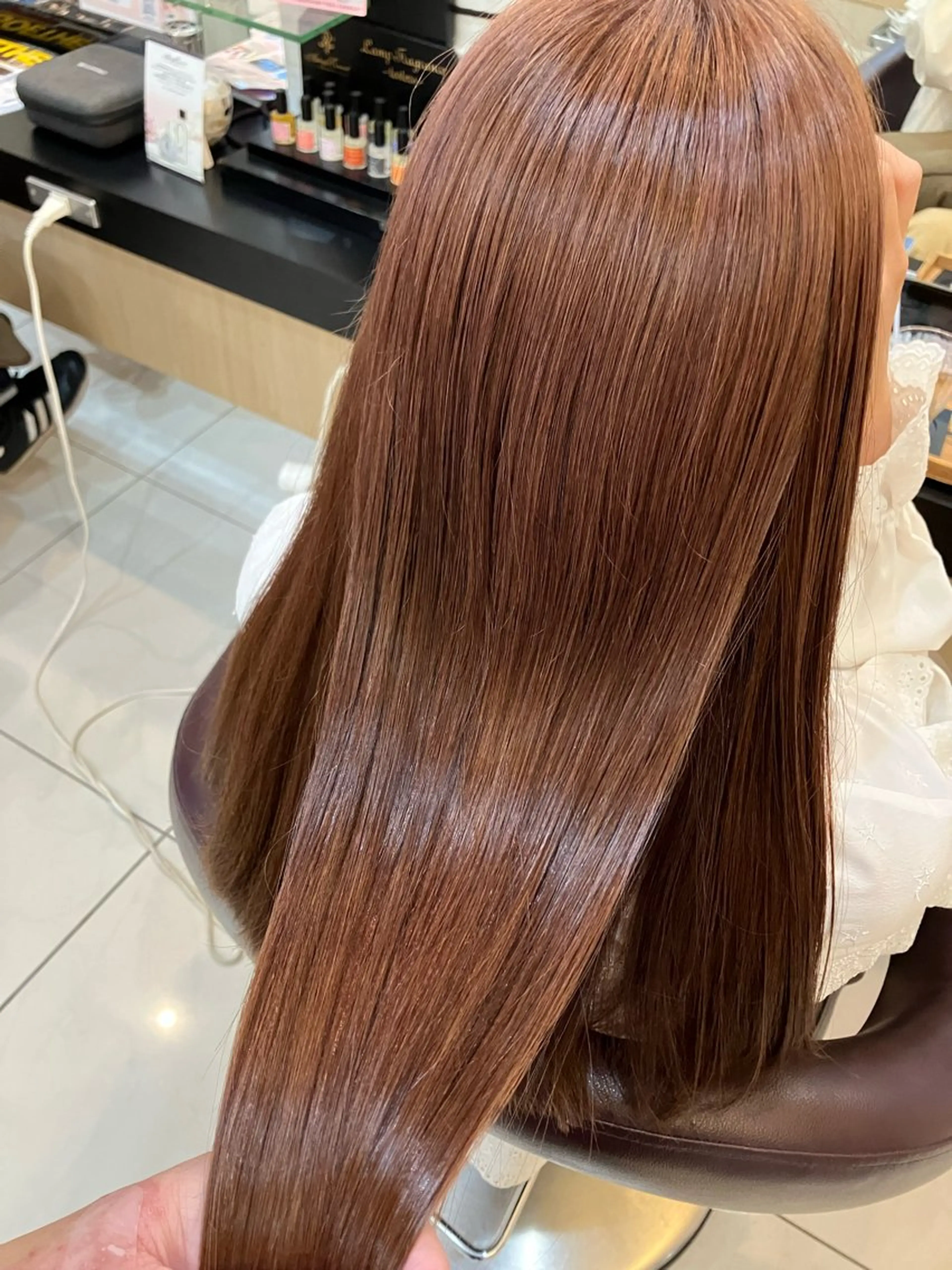 セミロング カット ヘアカラー yukari 艶髪ヘアのヘアスタイル