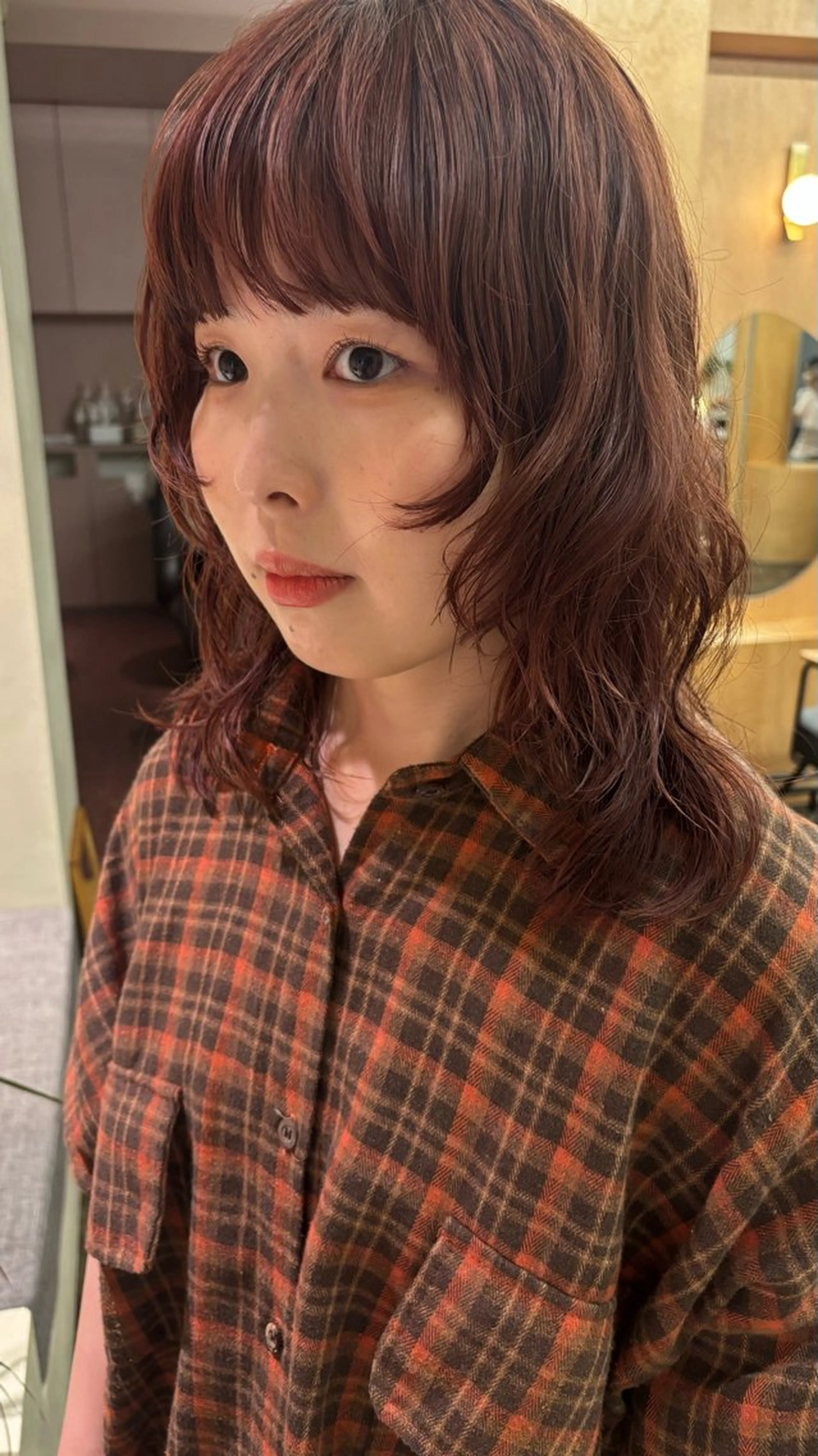 ミディアム カラー パーマ ミディアムパーマ ウルフカット カット ヘアカラー トリートメント 西山 紗耶香🪽 透明感カラー/ボブのヘアスタイル