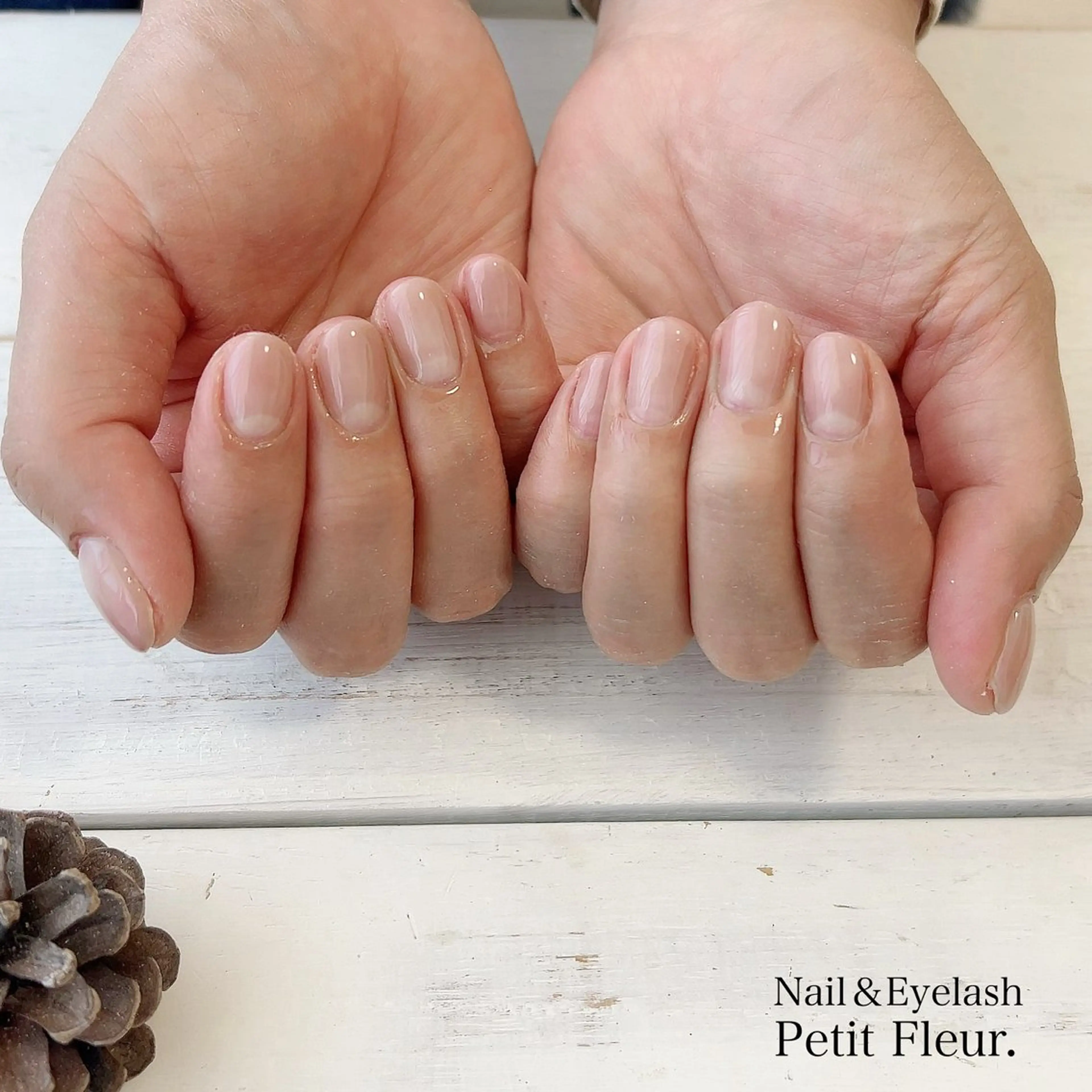 ネイル Petit Fleur所属・青柳 亜梨奈のマツエク・マツパデザイン