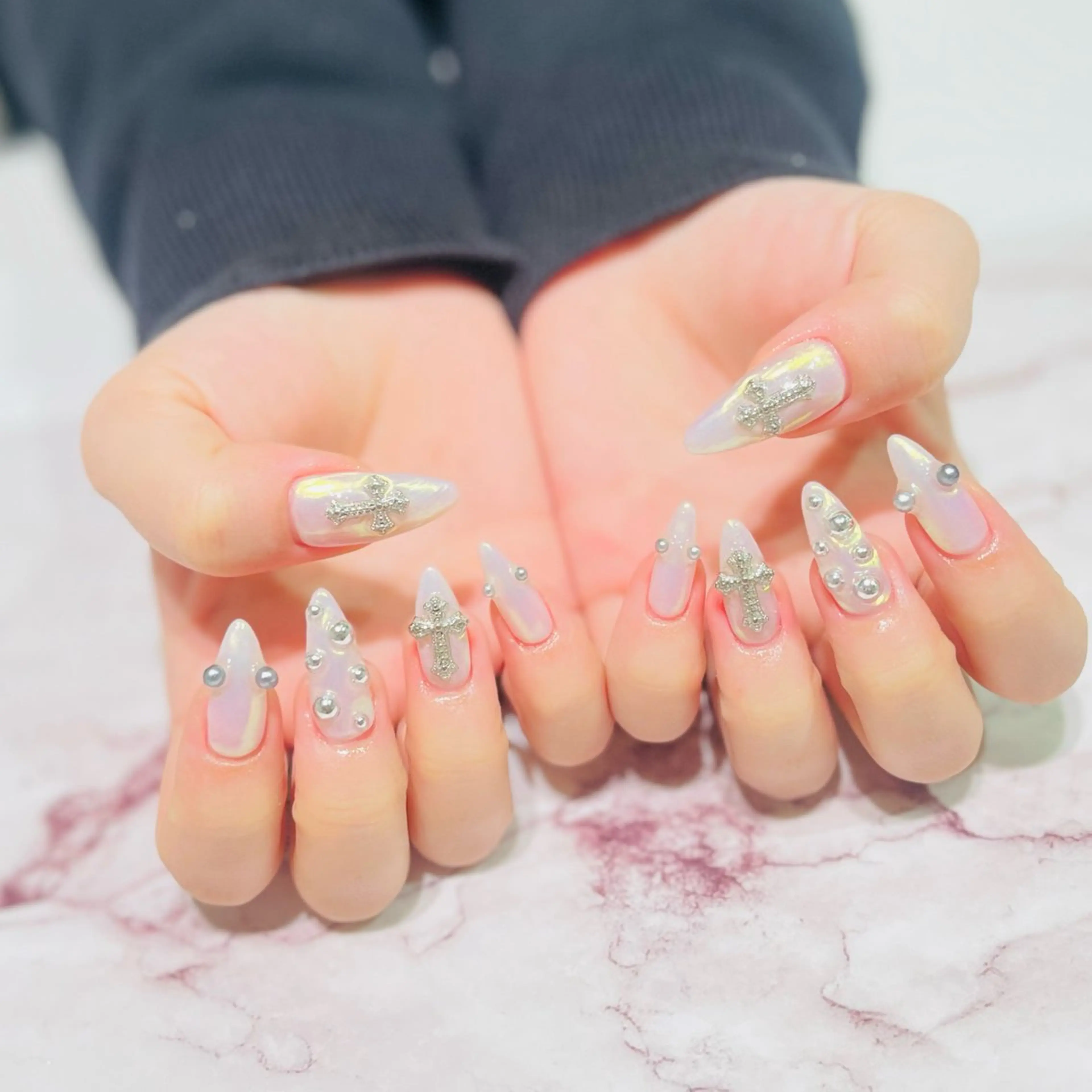 ネイル ハンドネイル Hair removal & Beauty salon Produce by Lucia所属・nail salon Luciaのネイルデザイン