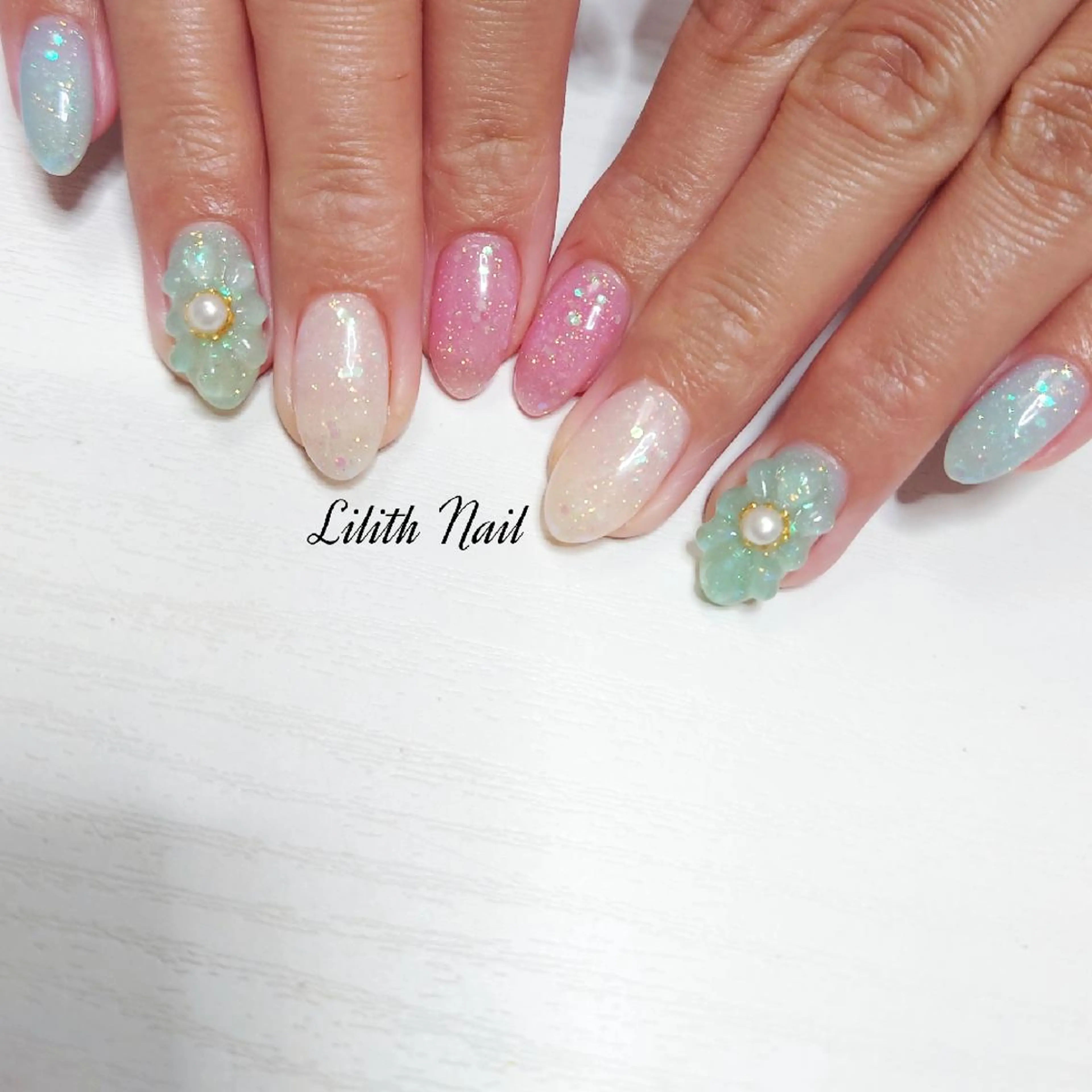 ネイル ブルー クリアネイル グリーン ピンク パープル ハンドネイル Lilith Nailのネイルデザイン