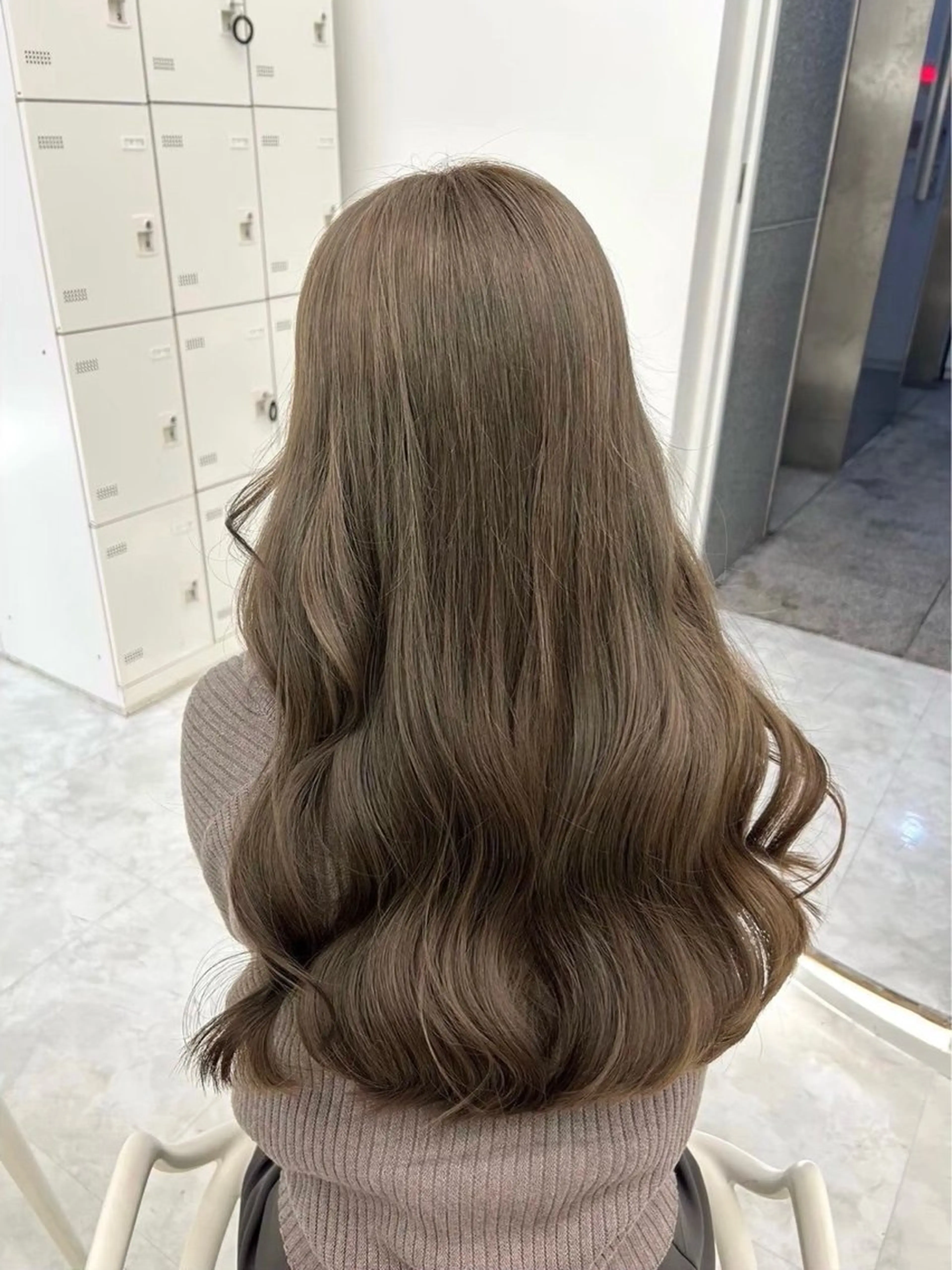 ロング カラー 赤みなし艶カラー🍈 ユウナ🍈🤍のヘアスタイル