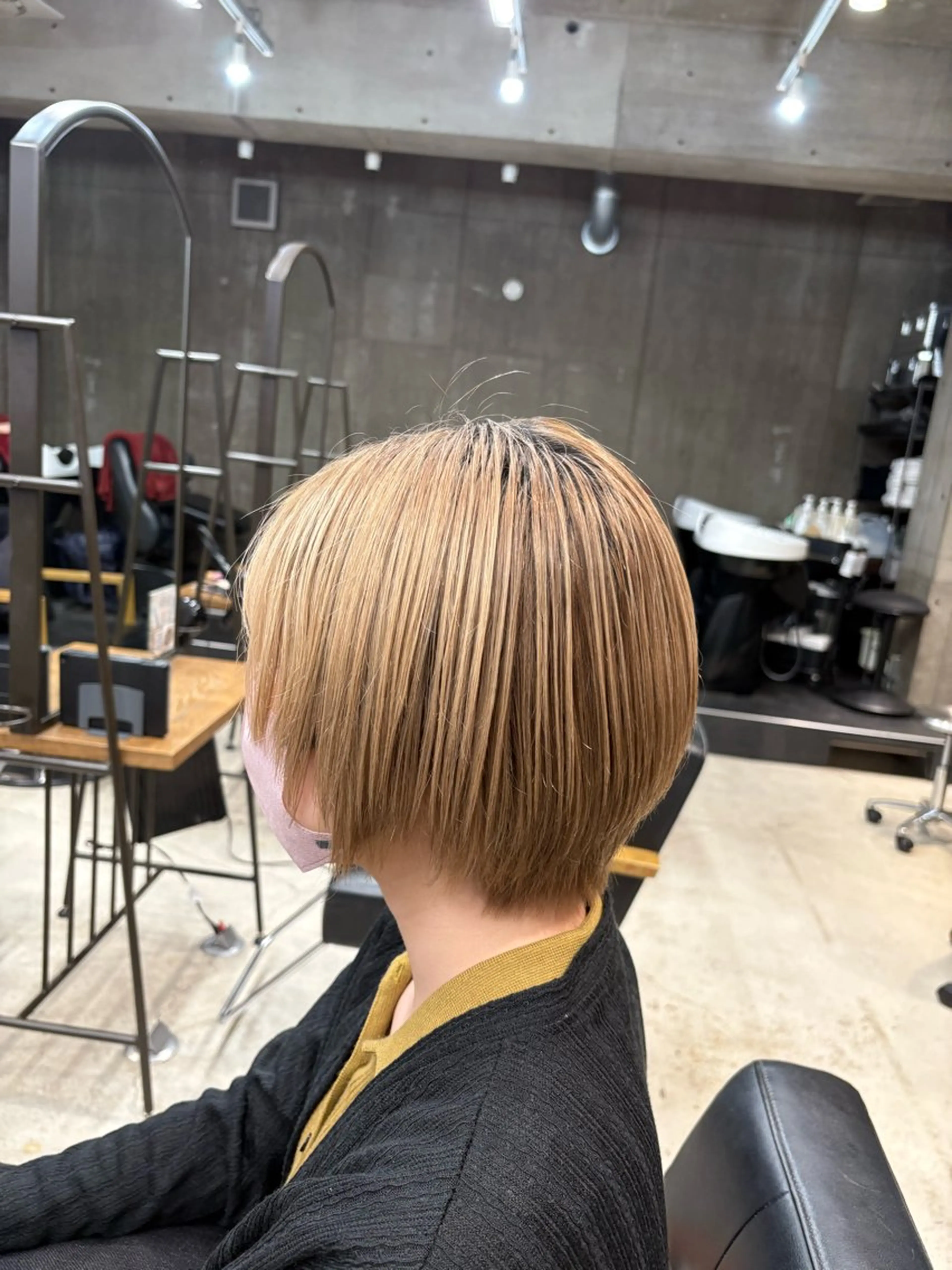 ショート ショートボブ ボブ 顔周りカット レイヤーカット 似合わせカット SiSTA 自由が丘所属・自由ヶ丘 ボブ/レイヤーのヘアスタイル