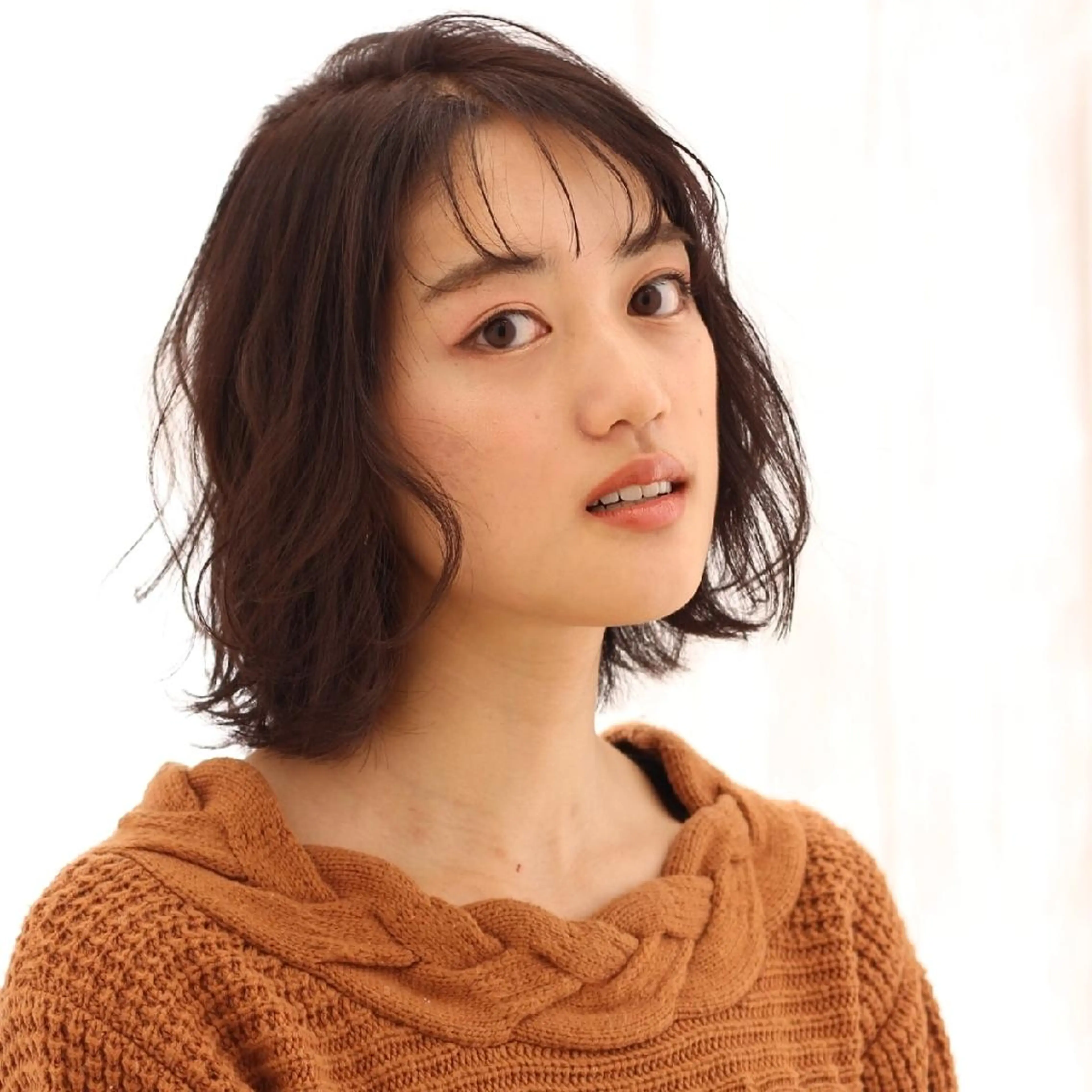 ミディアム 鈴木 貴之のヘアスタイル