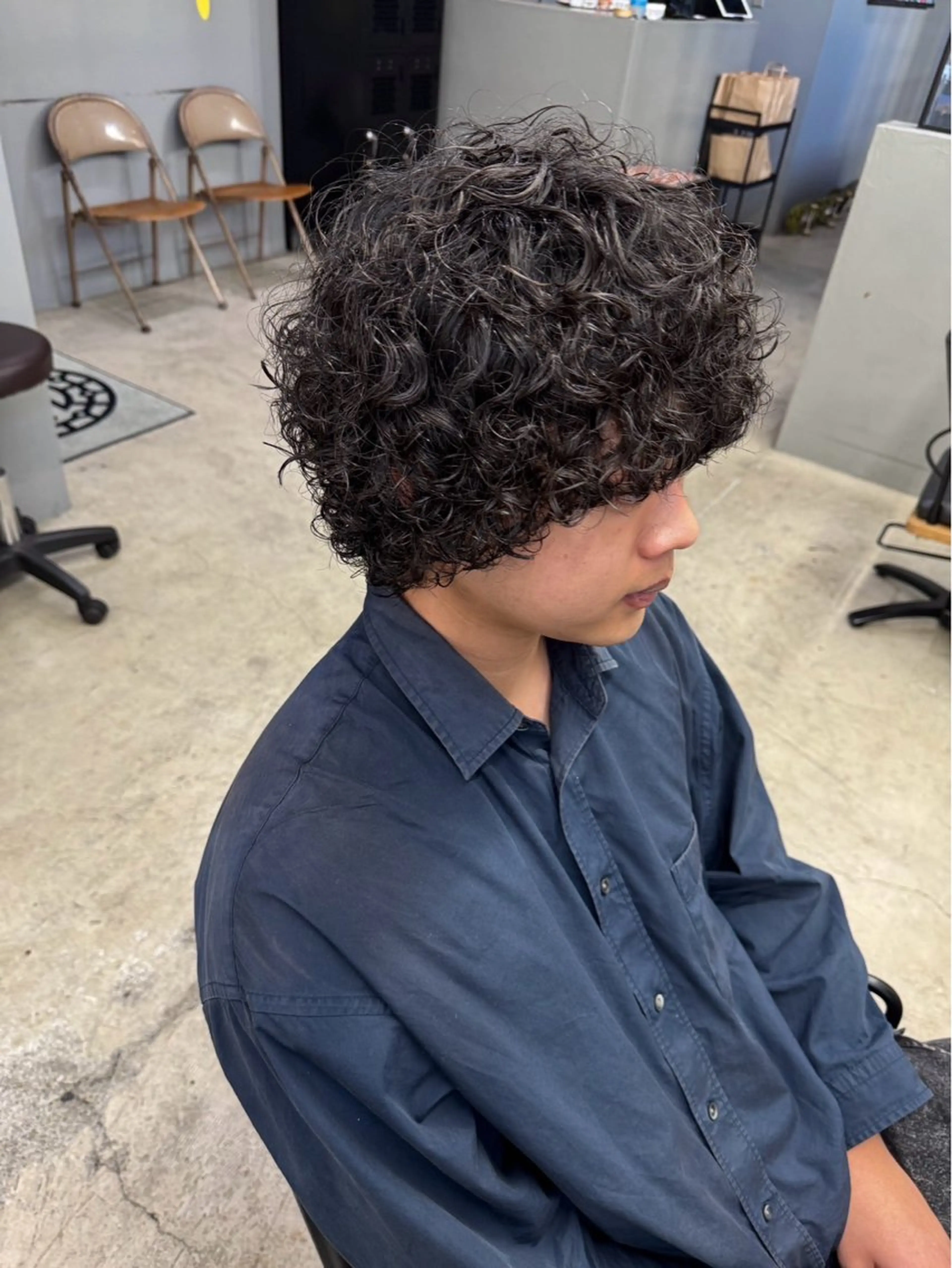 ミディアム パーマ メンズ カット パーマ メンズ専門サロン wokeのヘアスタイル