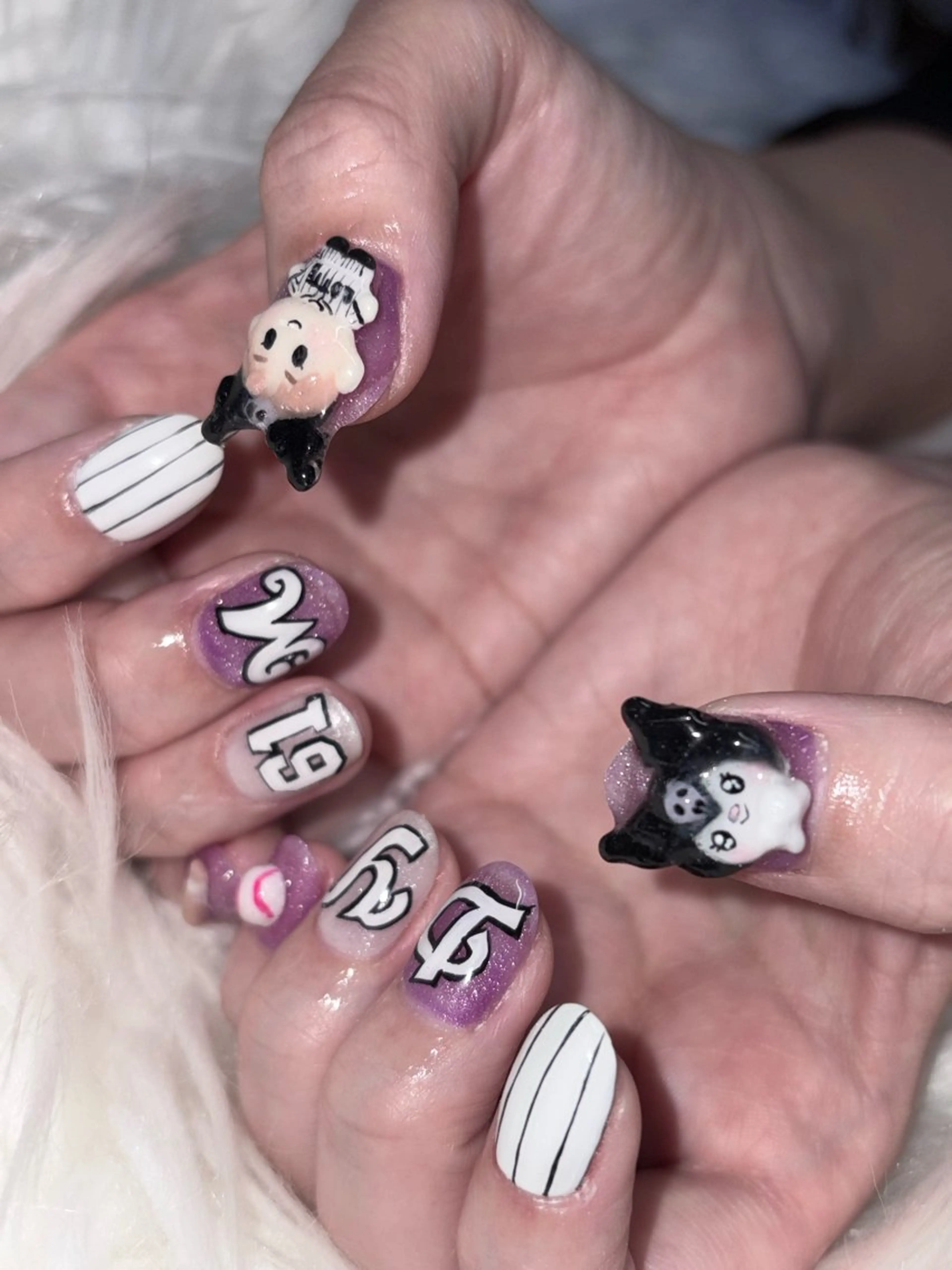 ネイル ハンドネイル NES NAIL所属・さゆり￤推しキャラ ￤ロングネイル🩷のネイルデザイン