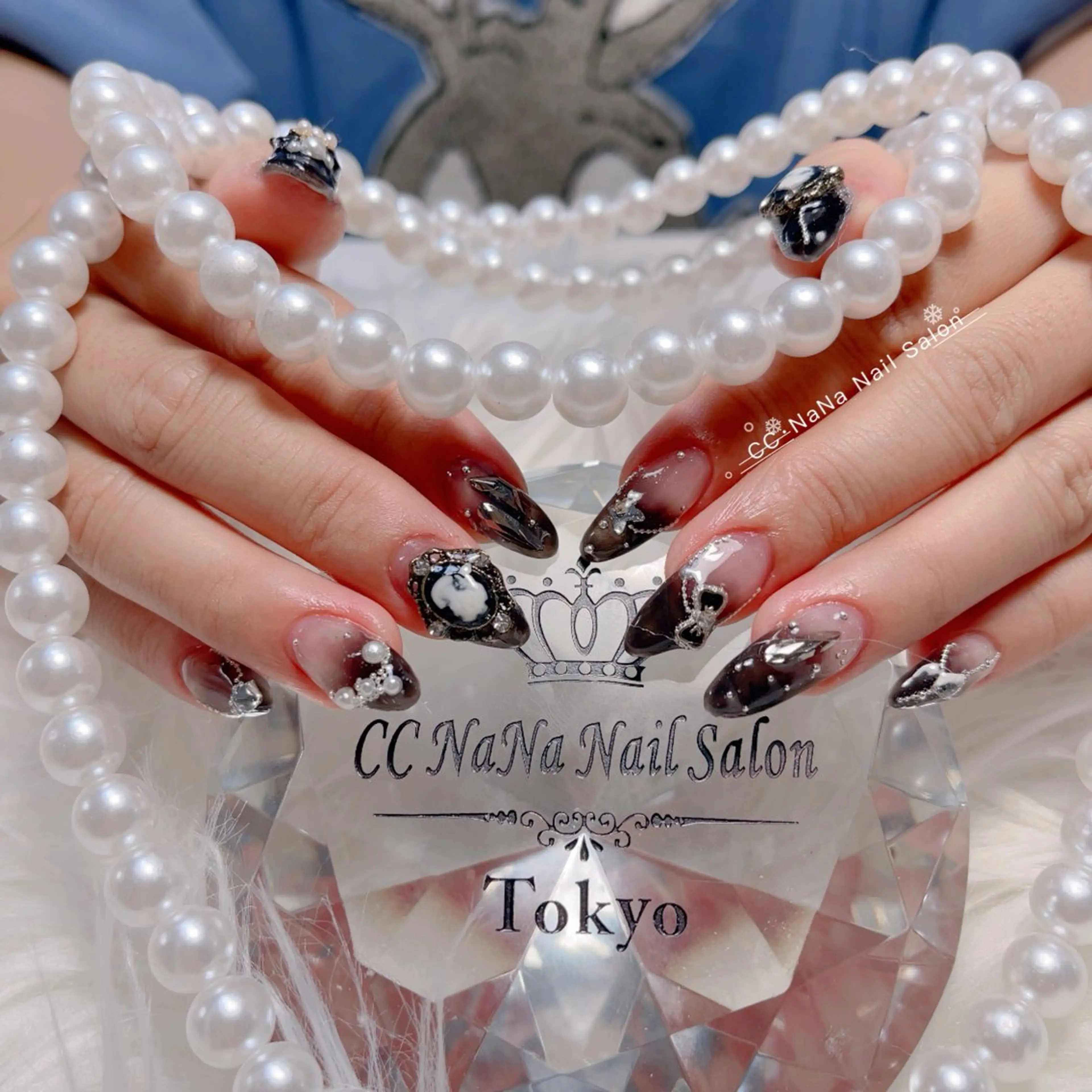 ネイル ハンドネイル CC  NaNa ワンホンネイル🌙のネイルデザイン