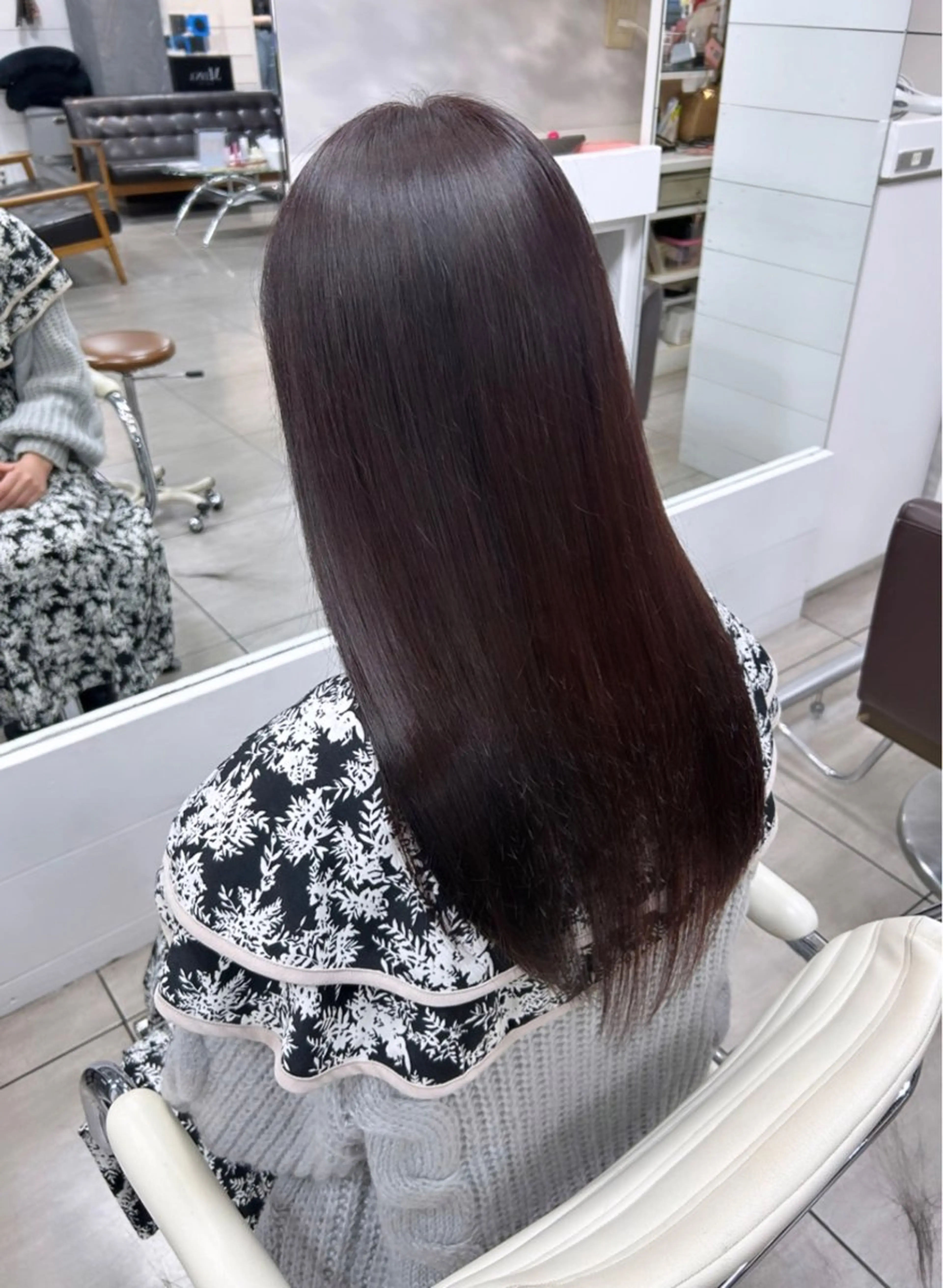 ロング ピンクブラウン カット ヘアカラー 🫧艶髪カラー🫧 森本くるみのヘアスタイル