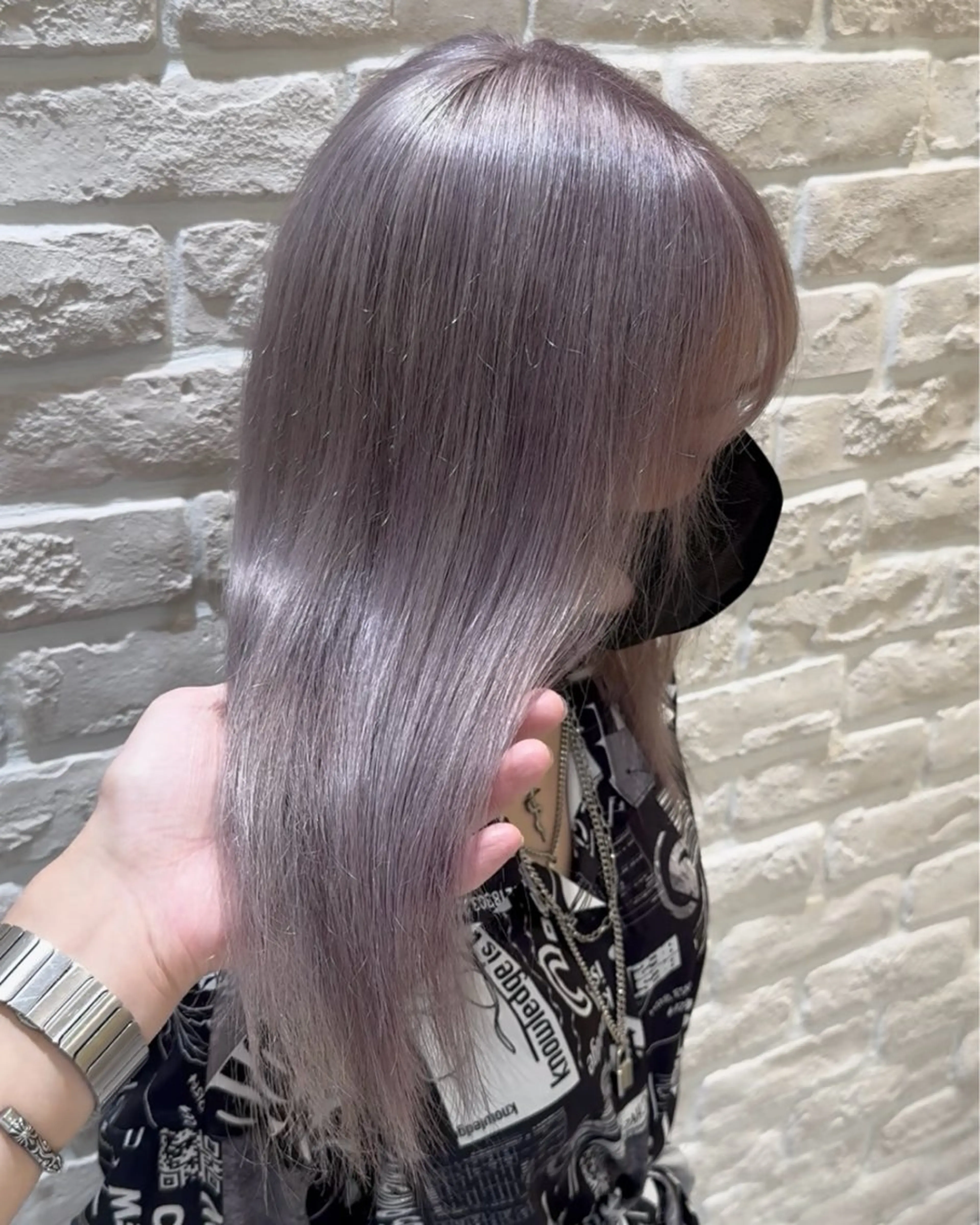 ロング カット ヘアカラー トリートメント ハイトーンカラー 髪質改善カラーノトのヘアスタイル