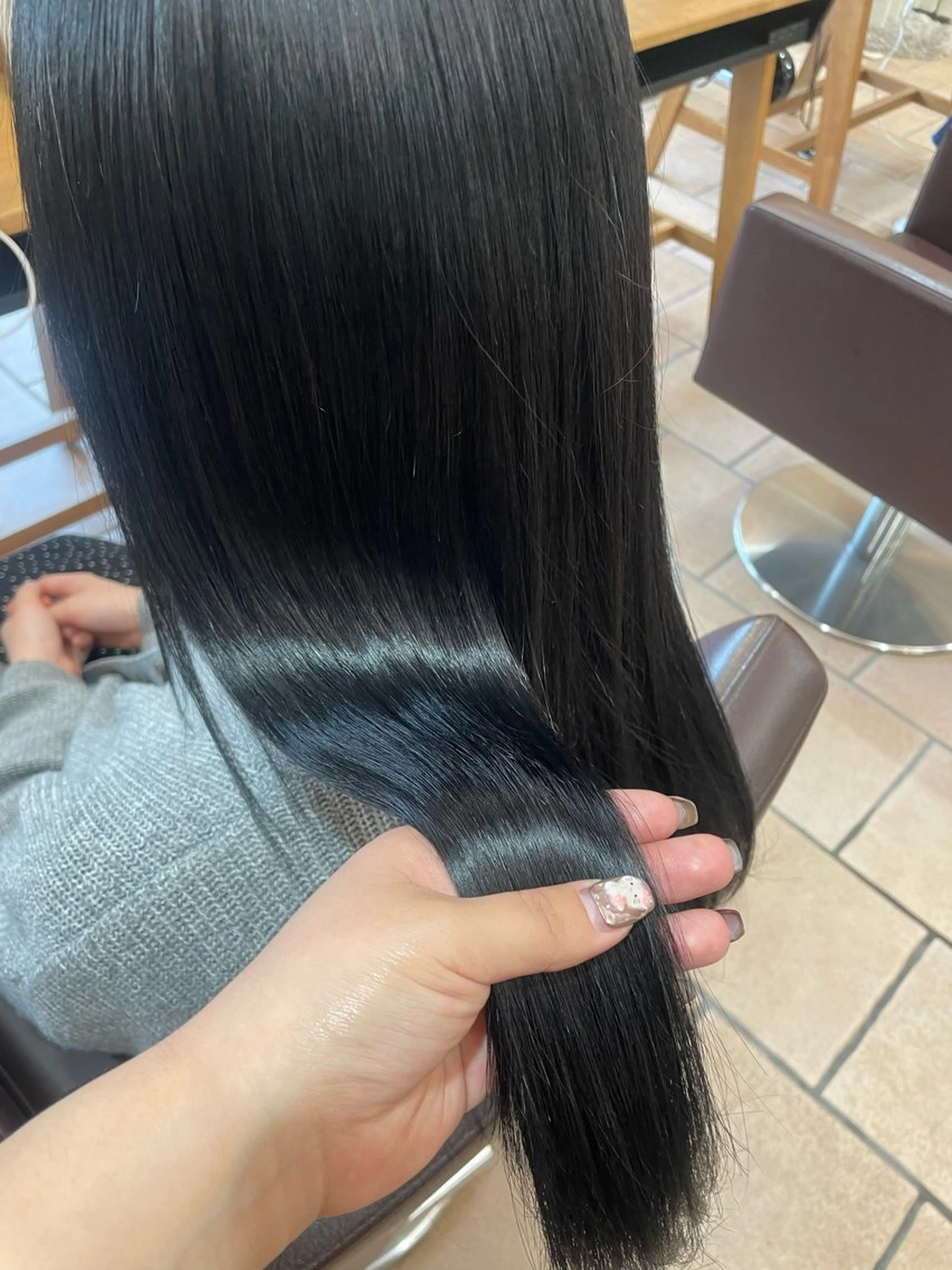 カラー ブリーチ 石上 遥楓のヘアスタイル
