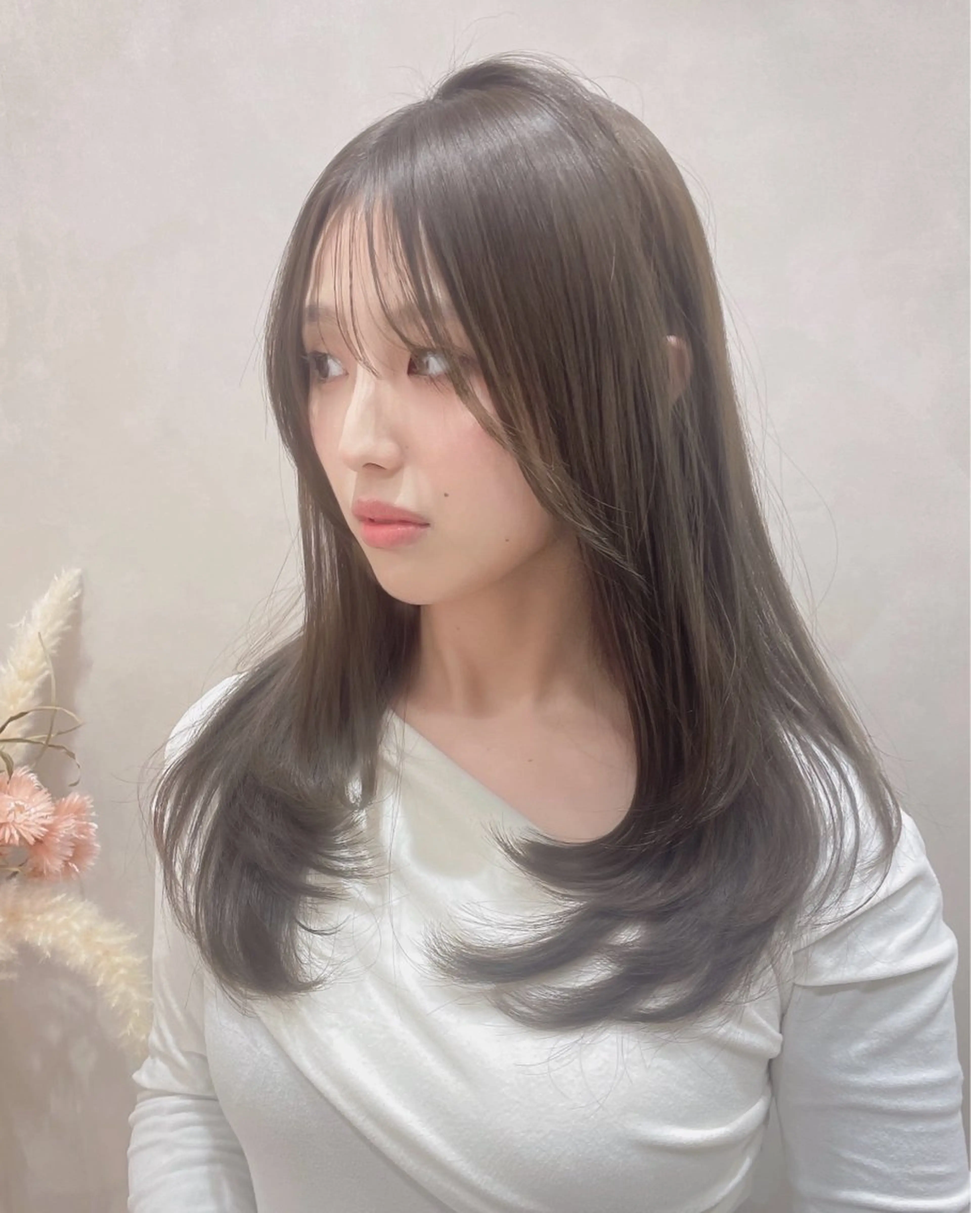 ロング カラー カット ヘアカラー トリートメント MIRAC所属・Ryoichi🩶 韓国ヘア/ハイトーンのヘアスタイル