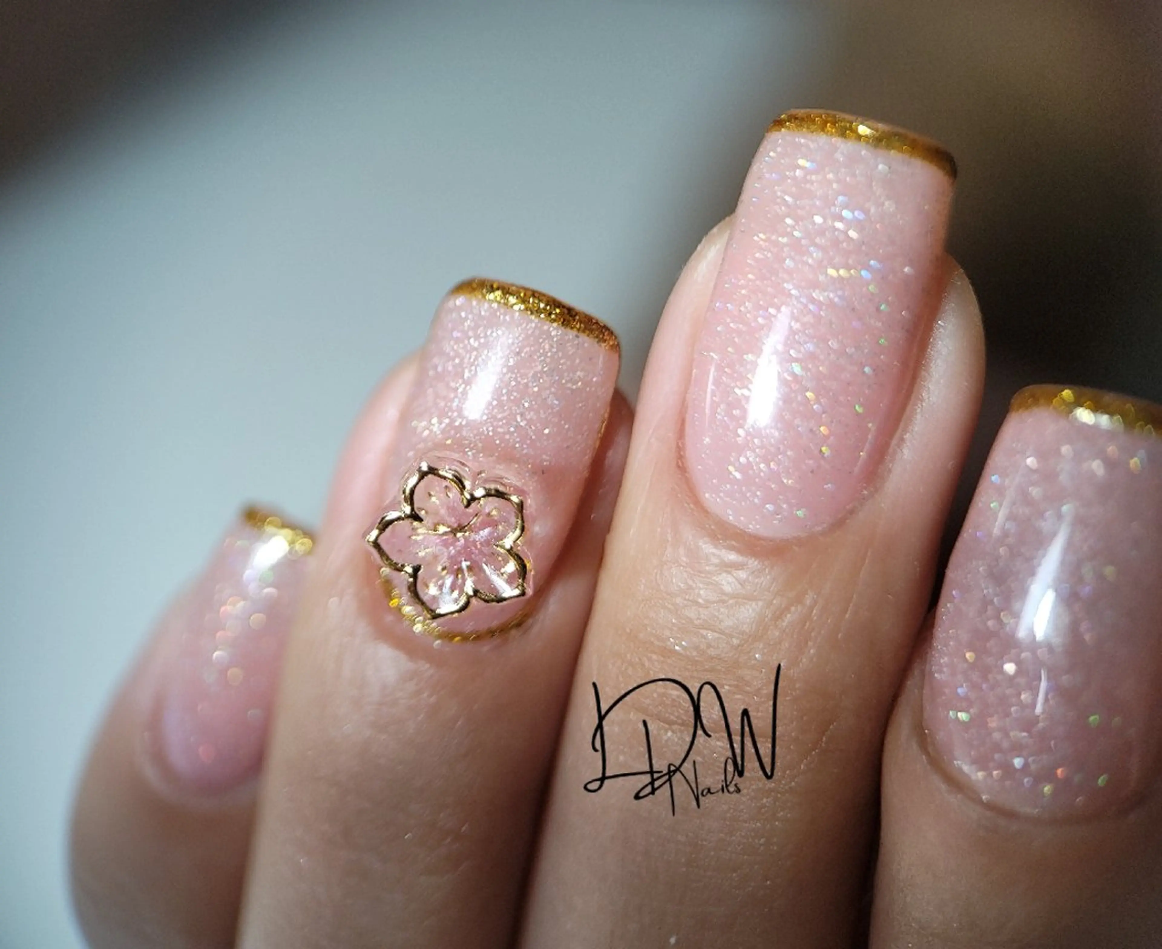 ネイル ハンドネイル ハンドケア Nails_l.d.w所属・nails_ l.d.wのネイルデザイン