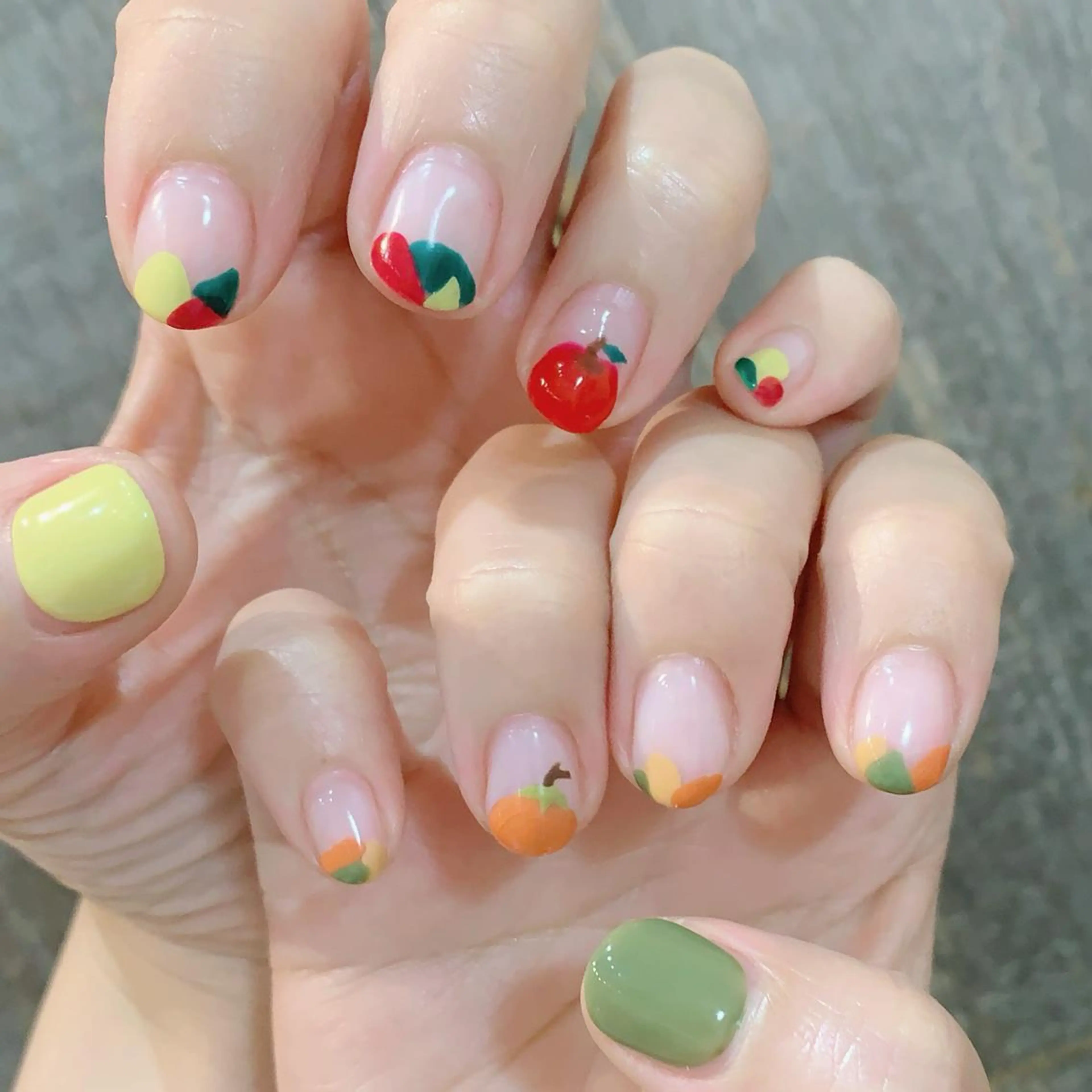 ネイル ハンドネイル YUKIMO🍎名駅 /ニュアンスのネイルデザイン