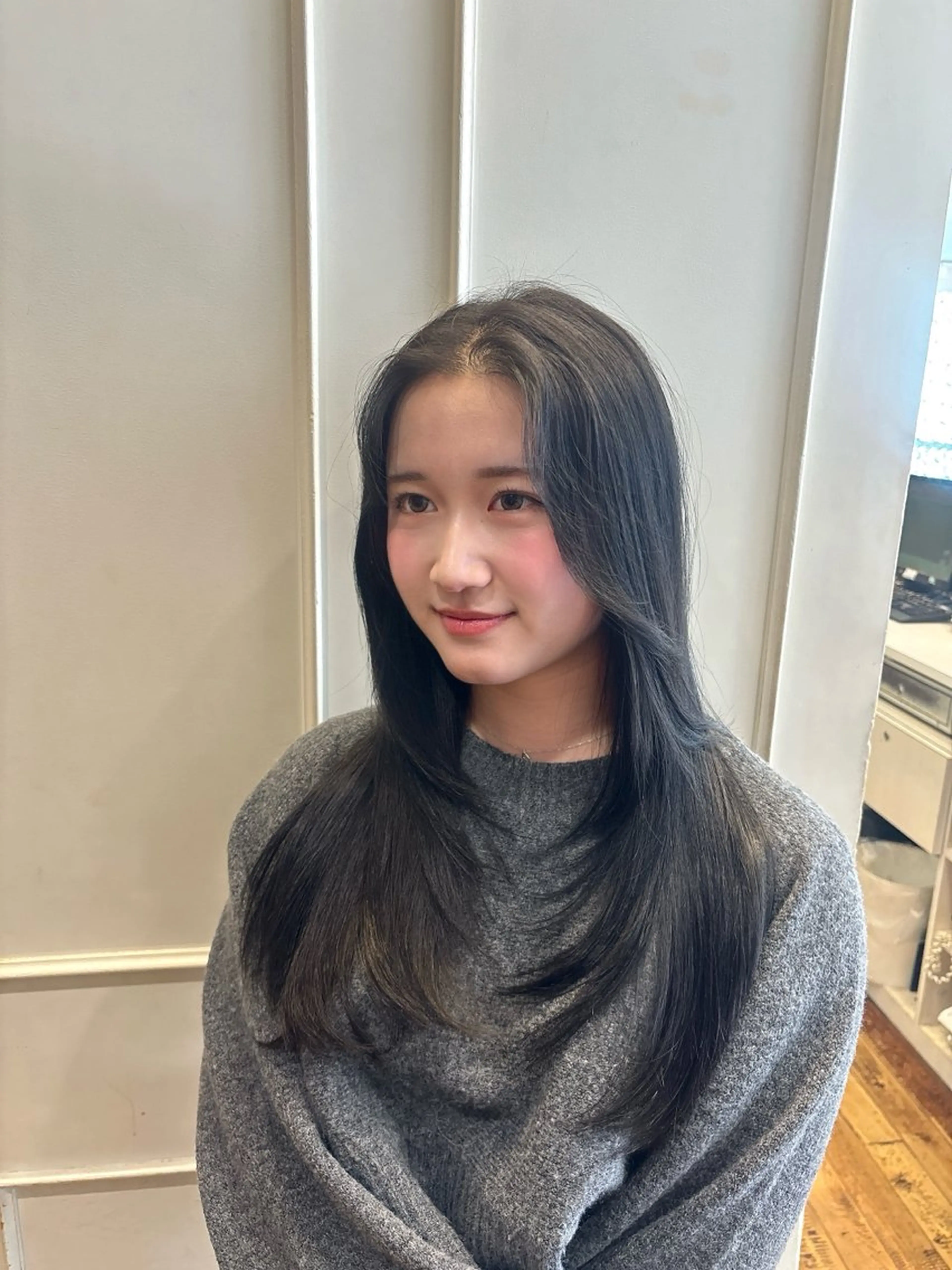 ロング ハイレイヤー レイヤーカット ~RADnoel~ KARENのヘアスタイル