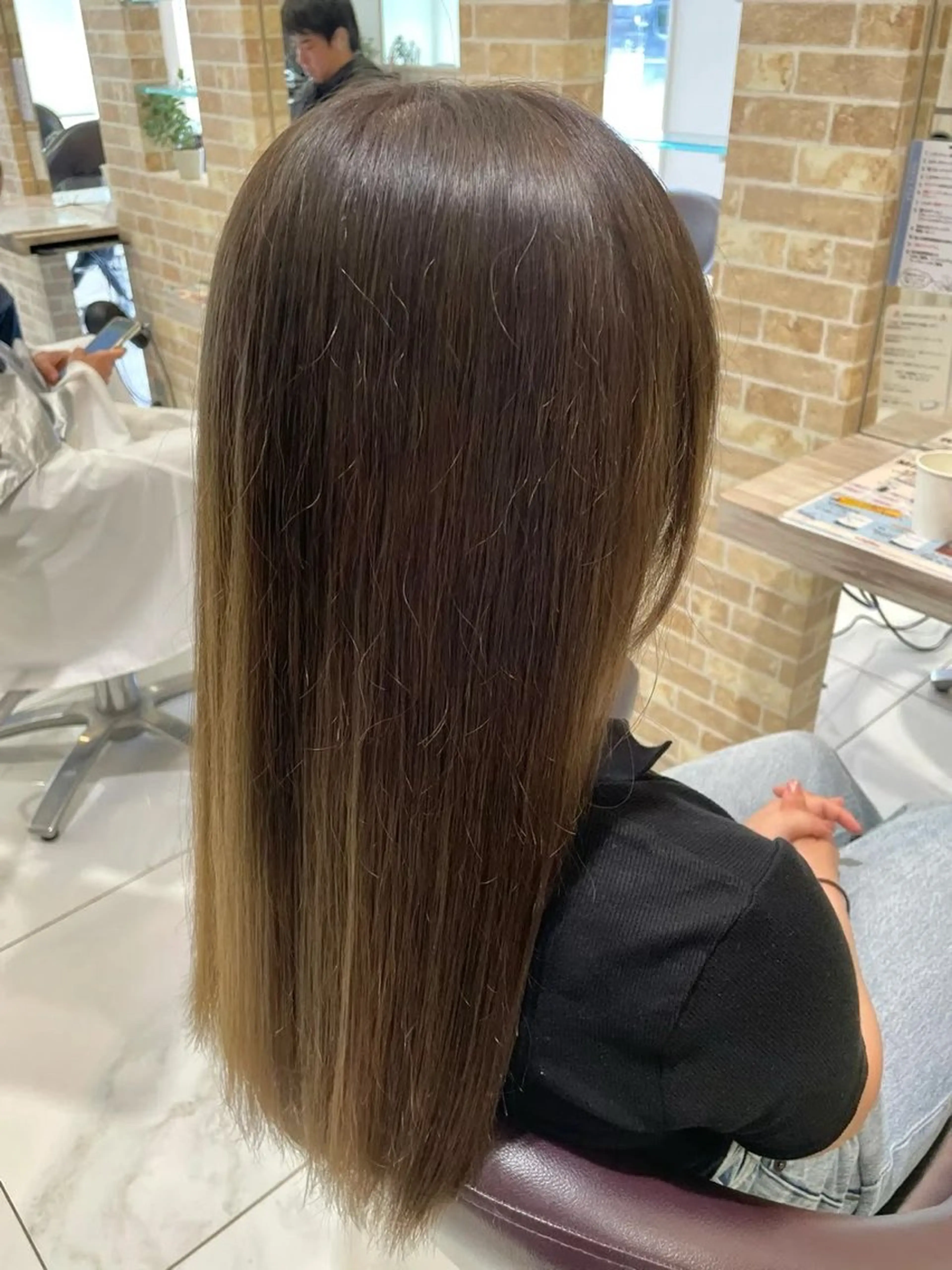 ロング カラー グレージュ GRANDEUR焼津 村越 捺稀のヘアスタイル