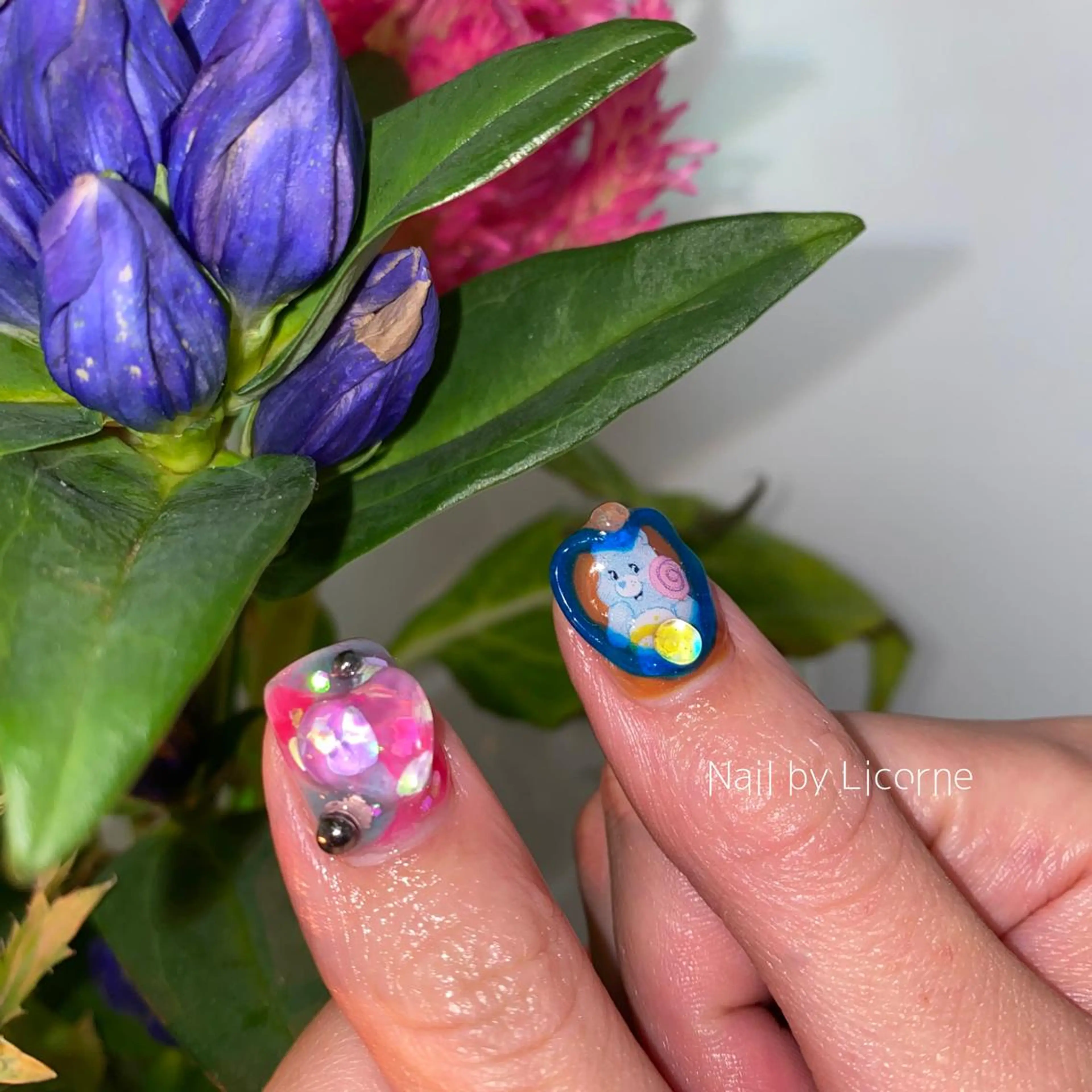 ネイル アートネイル オーロラネイル フレンチネイル 氷ネイル・うるうるネイル マグネットネイル ハンドネイル Nail by Licorneのネイルデザイン