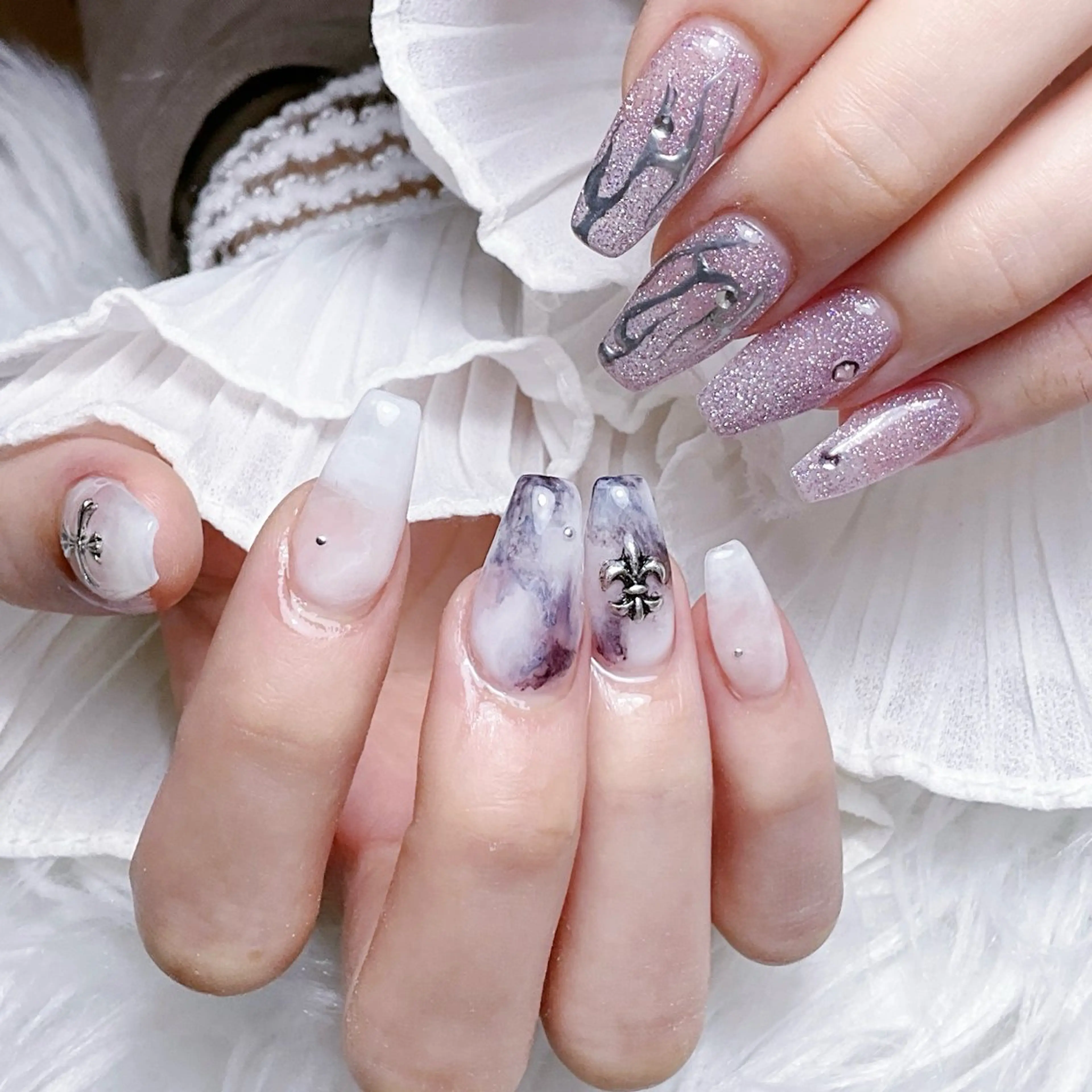 ネイル ハンドネイル 🌈Yun nail hyejin💋のネイルデザイン