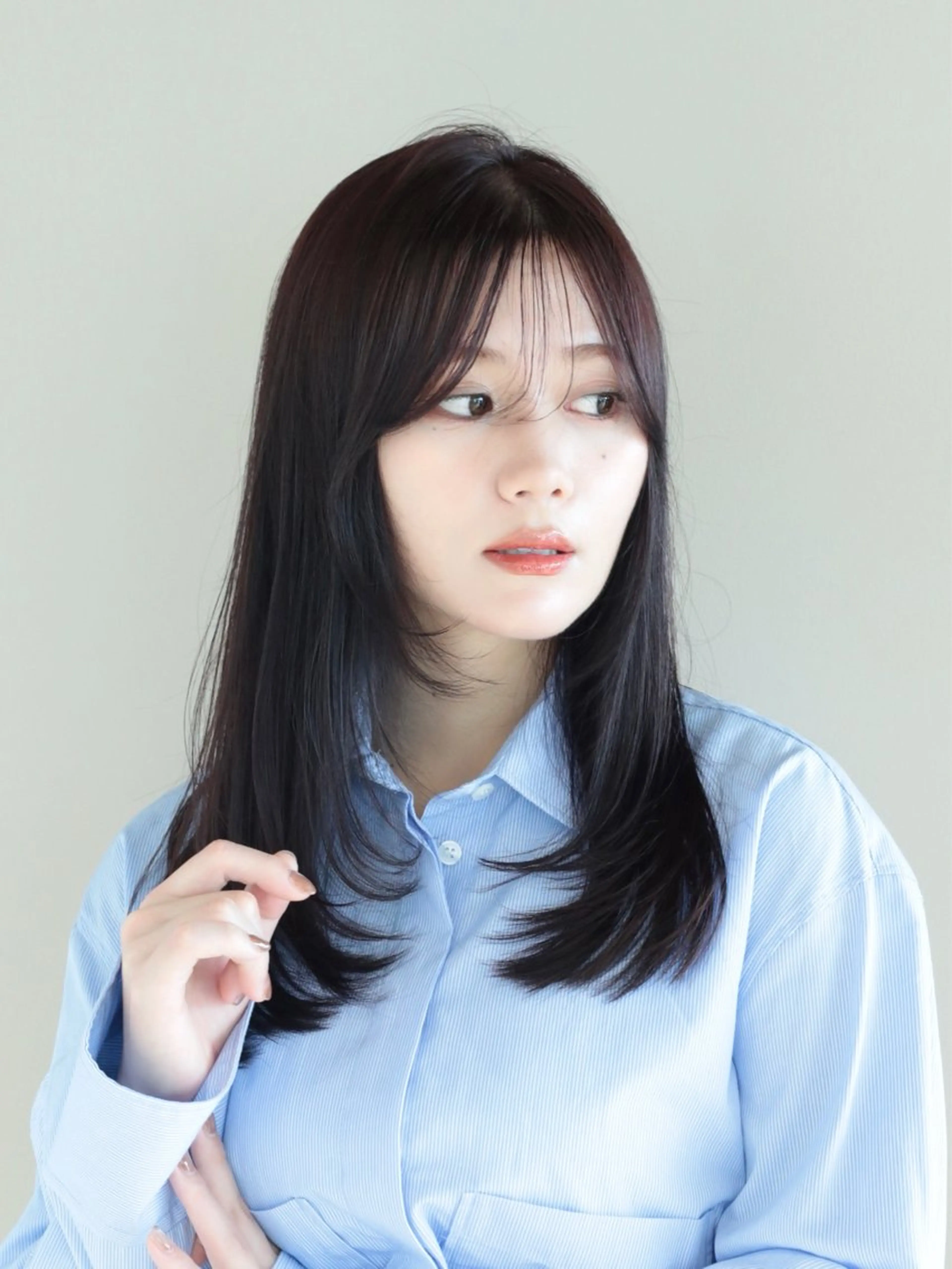 セミロング カラー レイヤーカット 似合わせカット カット ヘアセット レイヤー/顔周り /透明感🩶高橋大のヘアスタイル