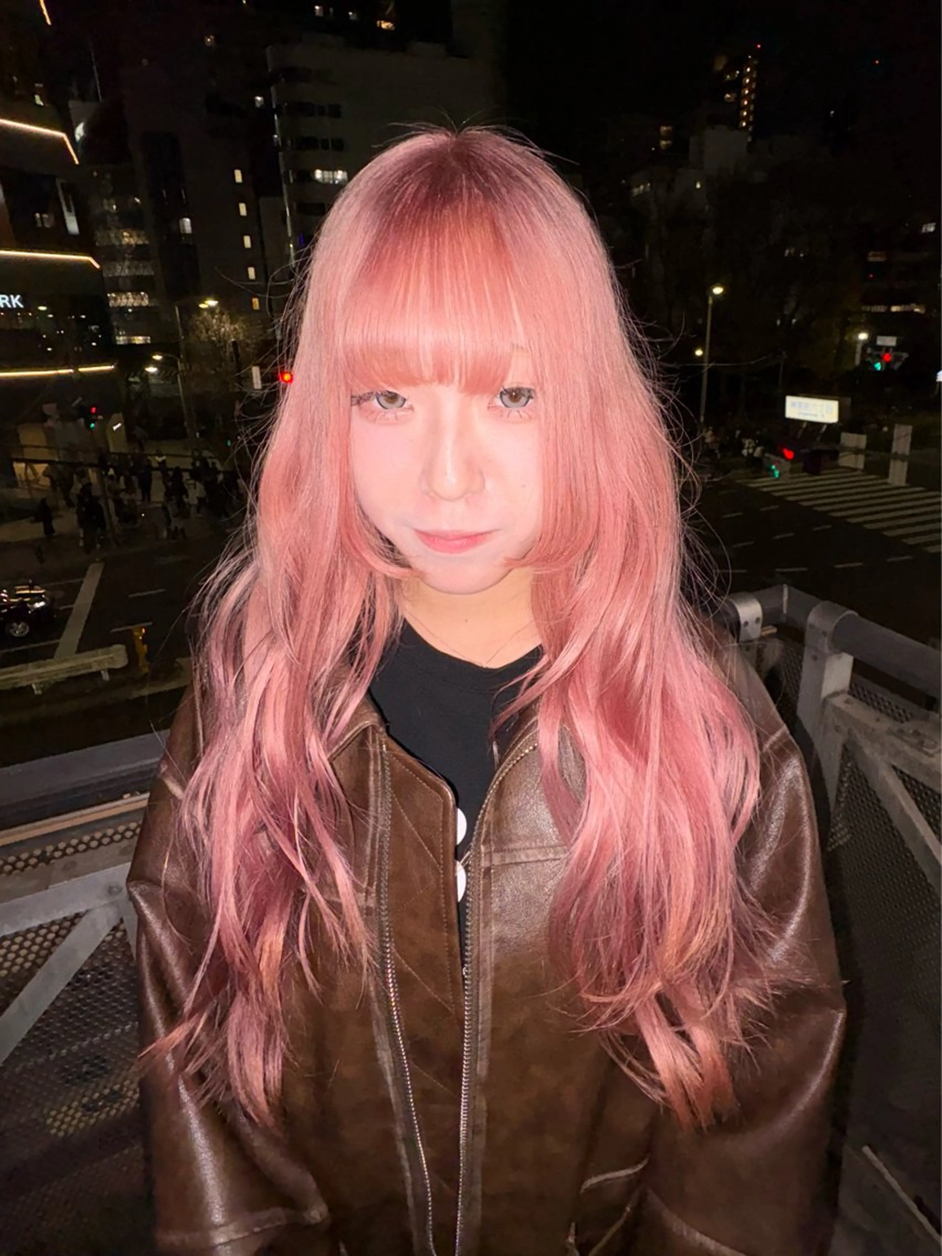 ロング カラー ピンクカラー ロング ヘアカラー driP.by HAVANA所属・ケアブリーチ／パーマ 工藤のヘアスタイル
