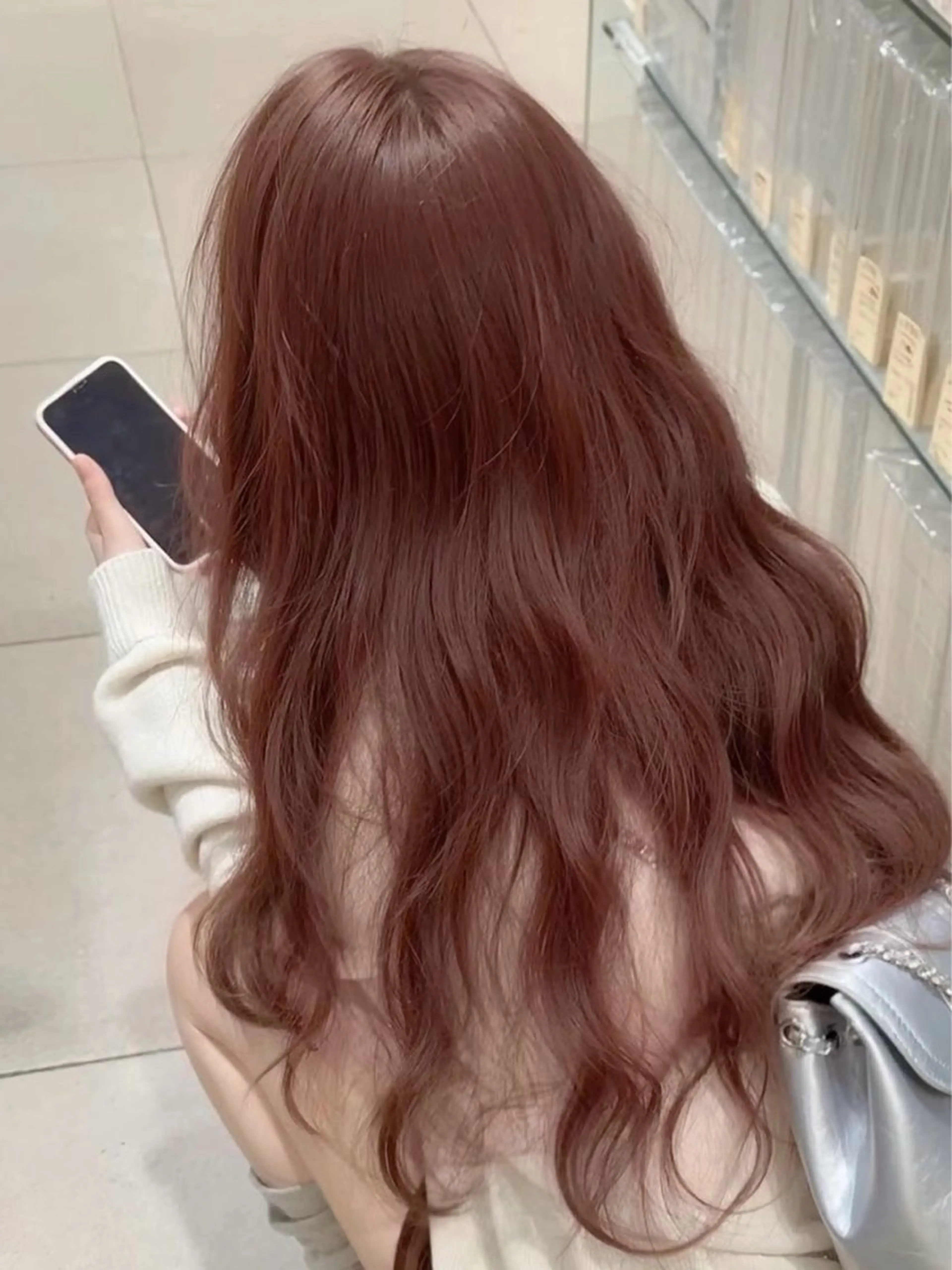 ロング カラー ヘアカラー トリートメント トレンド暖色ヘア🍒 miu🍒のヘアスタイル