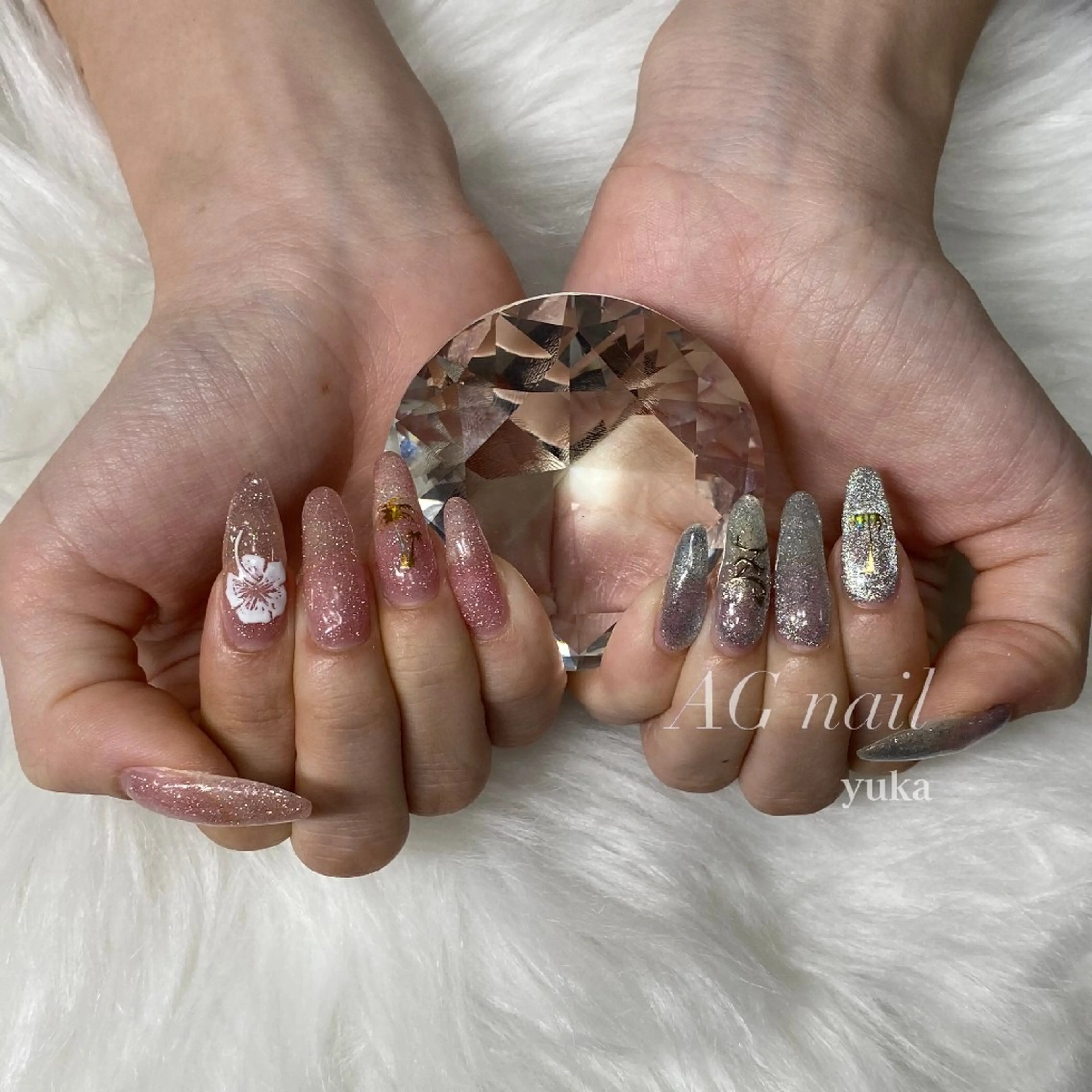 ネイル フラッシュネイル キラキラネイル ラメ(グリッター) ハンドネイル AG nail 〚　yuka　〛のネイルデザイン