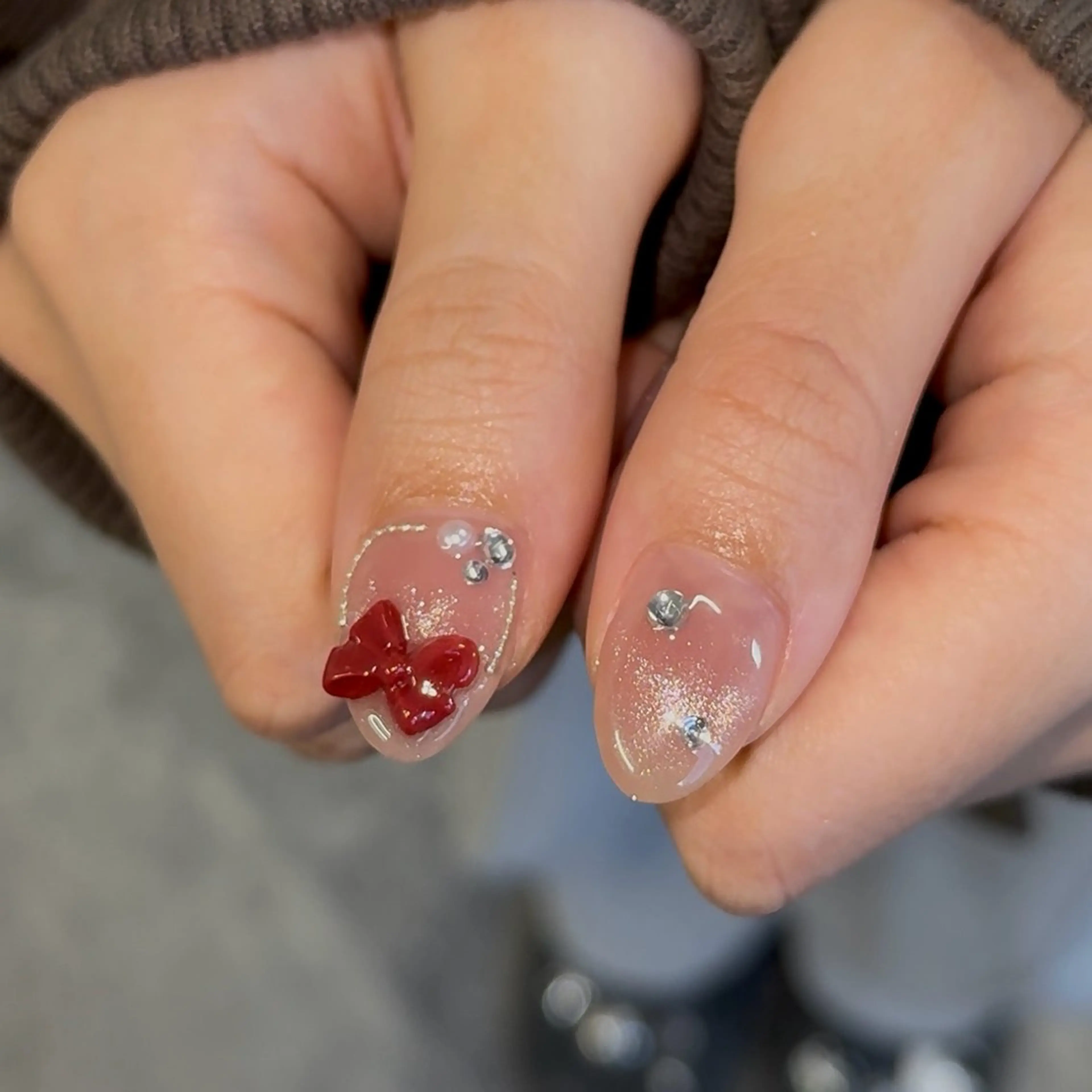 ネイル チークネイル ハンドネイル Sarina ⋆⭒˚のネイルデザイン