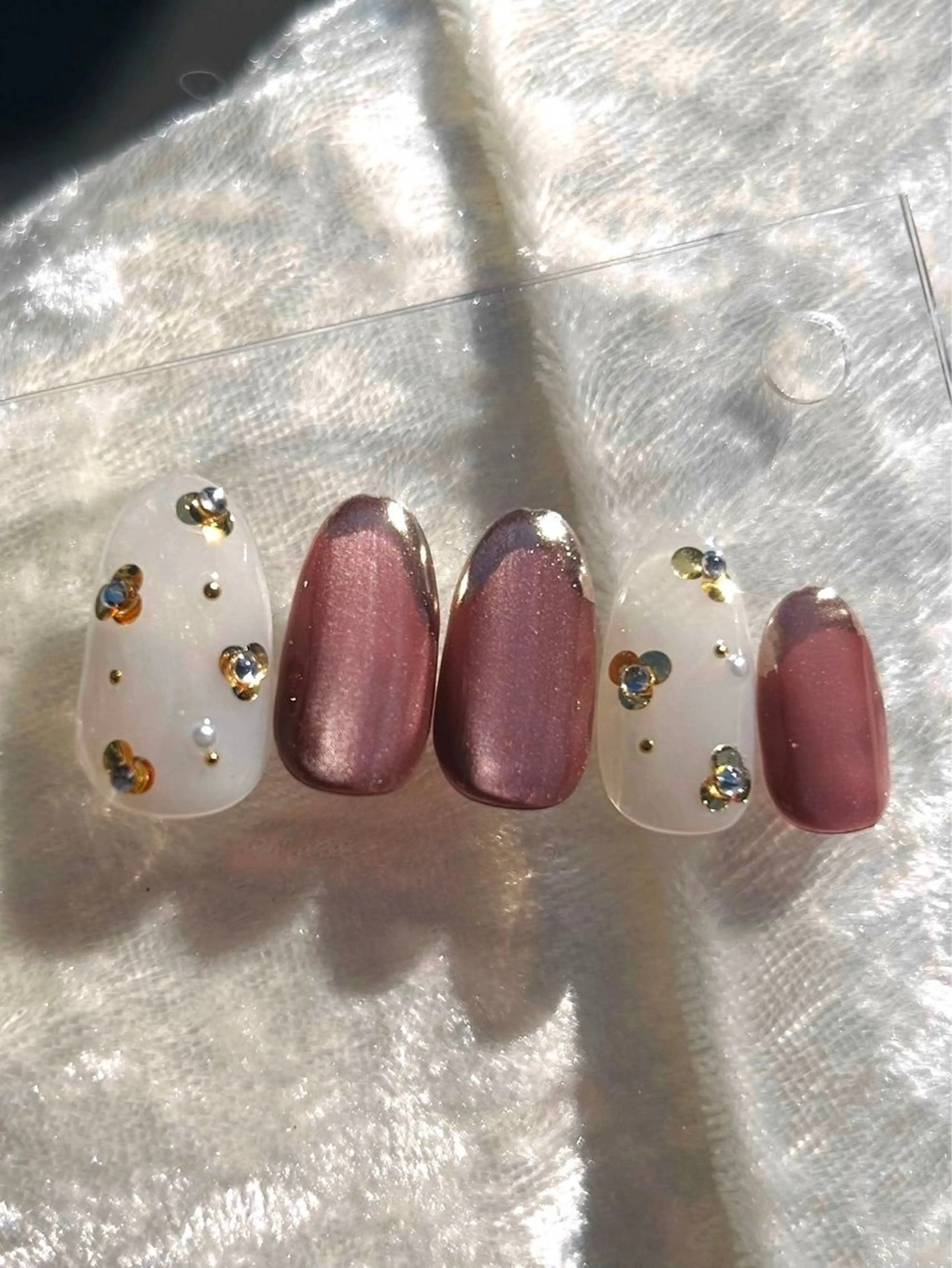 ネイル ゴールド マグネットネイル ストーンネイル ハンドネイル gratitude nail　宮永のネイルデザイン