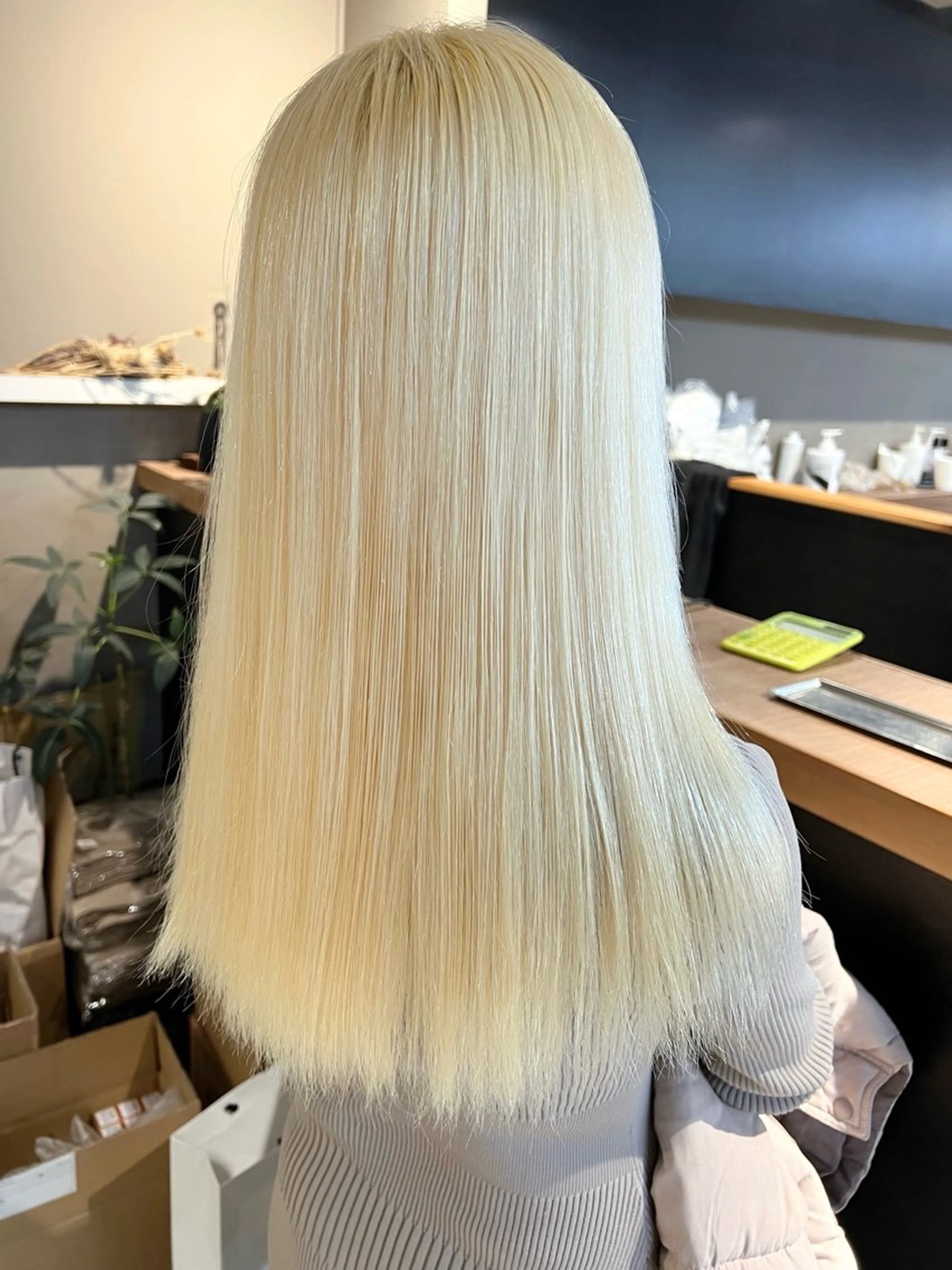 ロング カラー ブリーチ daiki 原宿のヘアスタイル