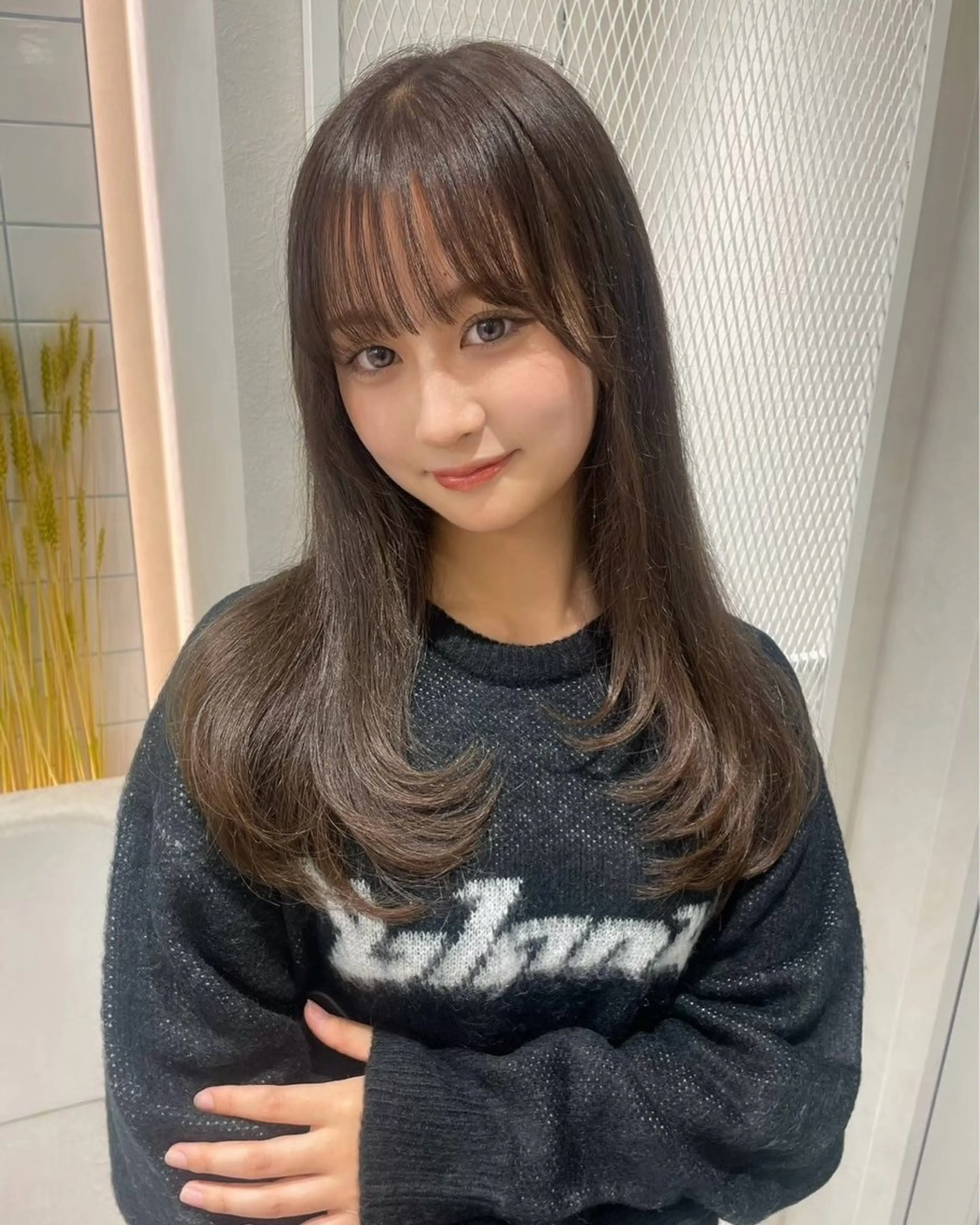 ミディアム カラー ミディアムレイヤー 透明感カラー レイヤーカット ブリーチなしW/透明 感カラー　吉村　清志のヘアスタイル