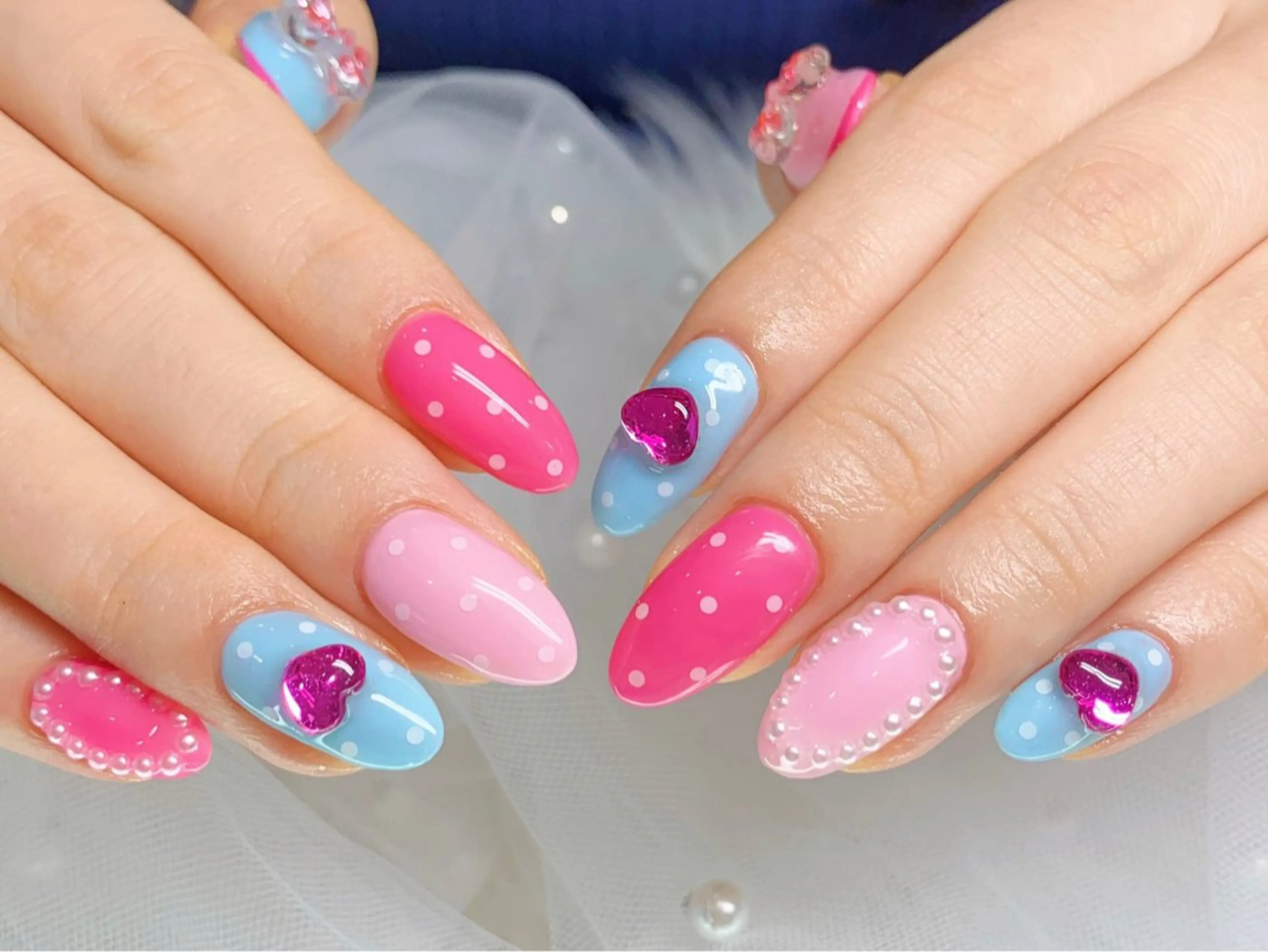 ネイル フレンチネイル ガラスフレンチ 韓国ネイル マグネットネイル 持ち込み H'ami  nail salon所属・hami nailのネイルデザイン