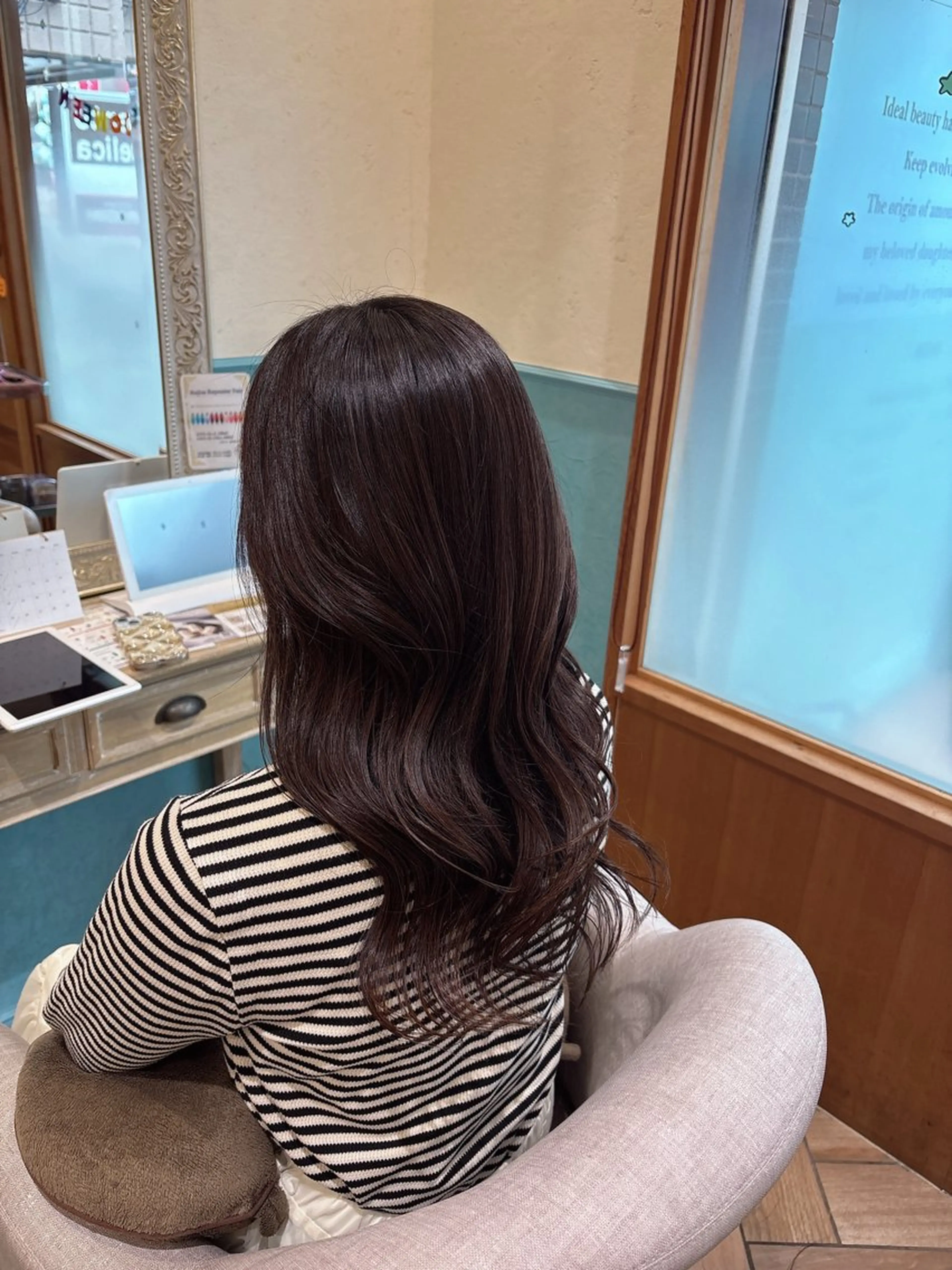 ロング カット 河野 穂香のヘアスタイル
