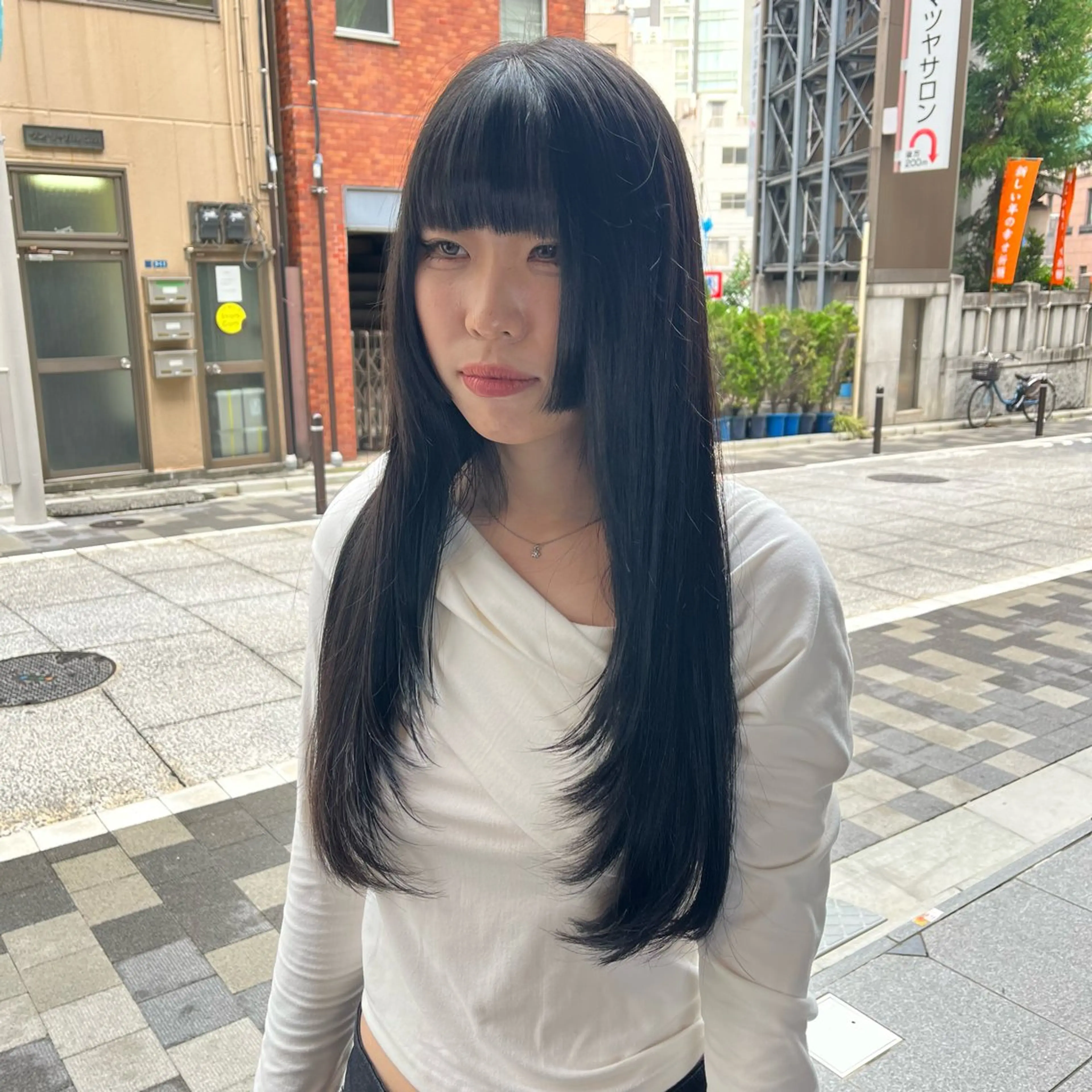 ロング 姫カット レイヤーカット カット ヘアカラー 韓国ヘア🤍 maiのヘアスタイル
