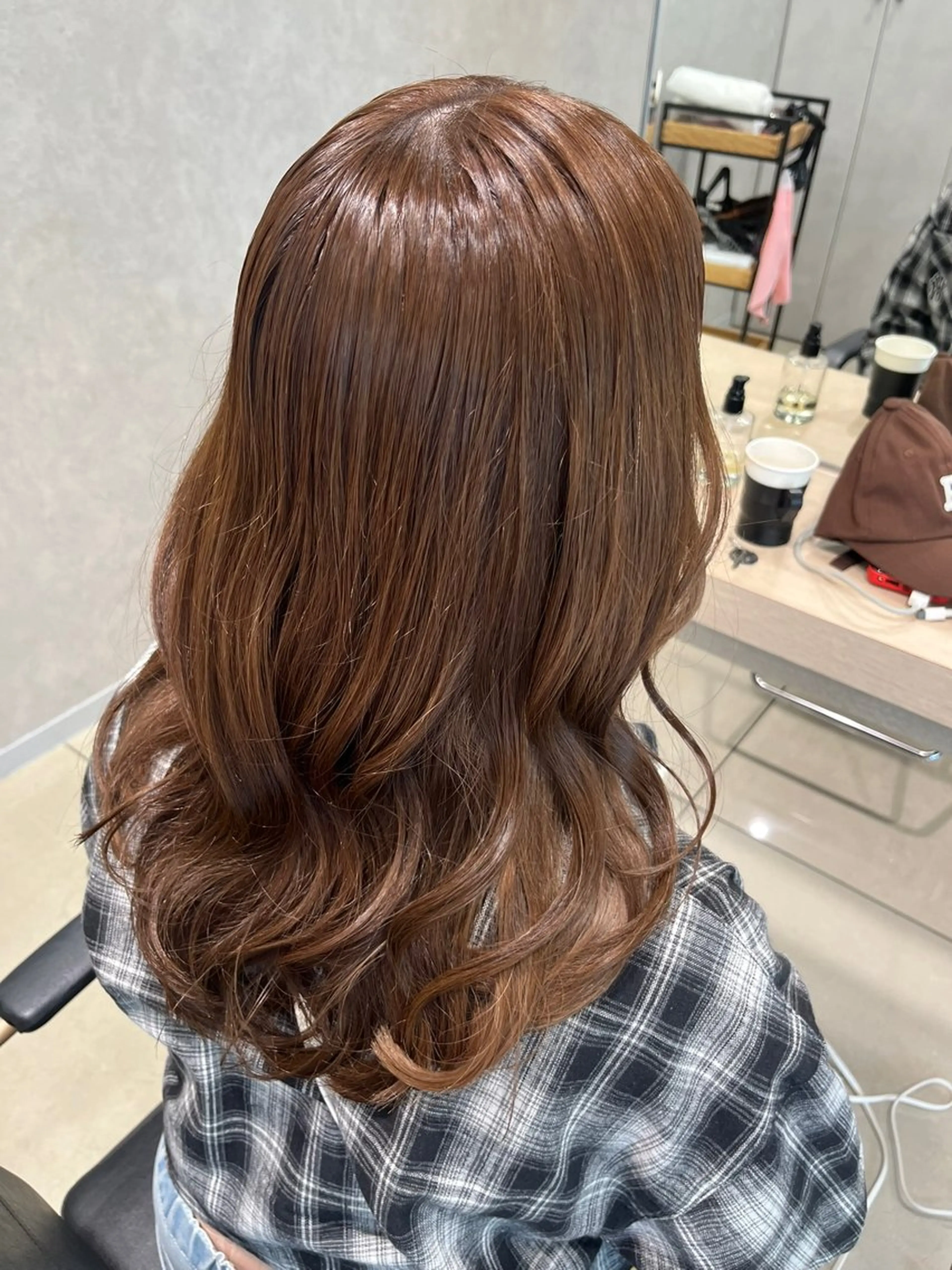 ロング カラー ベージュカラー オリーブベージュ 髪質改善 カット ヘアカラー トリートメント 巖本 真希のヘアスタイル