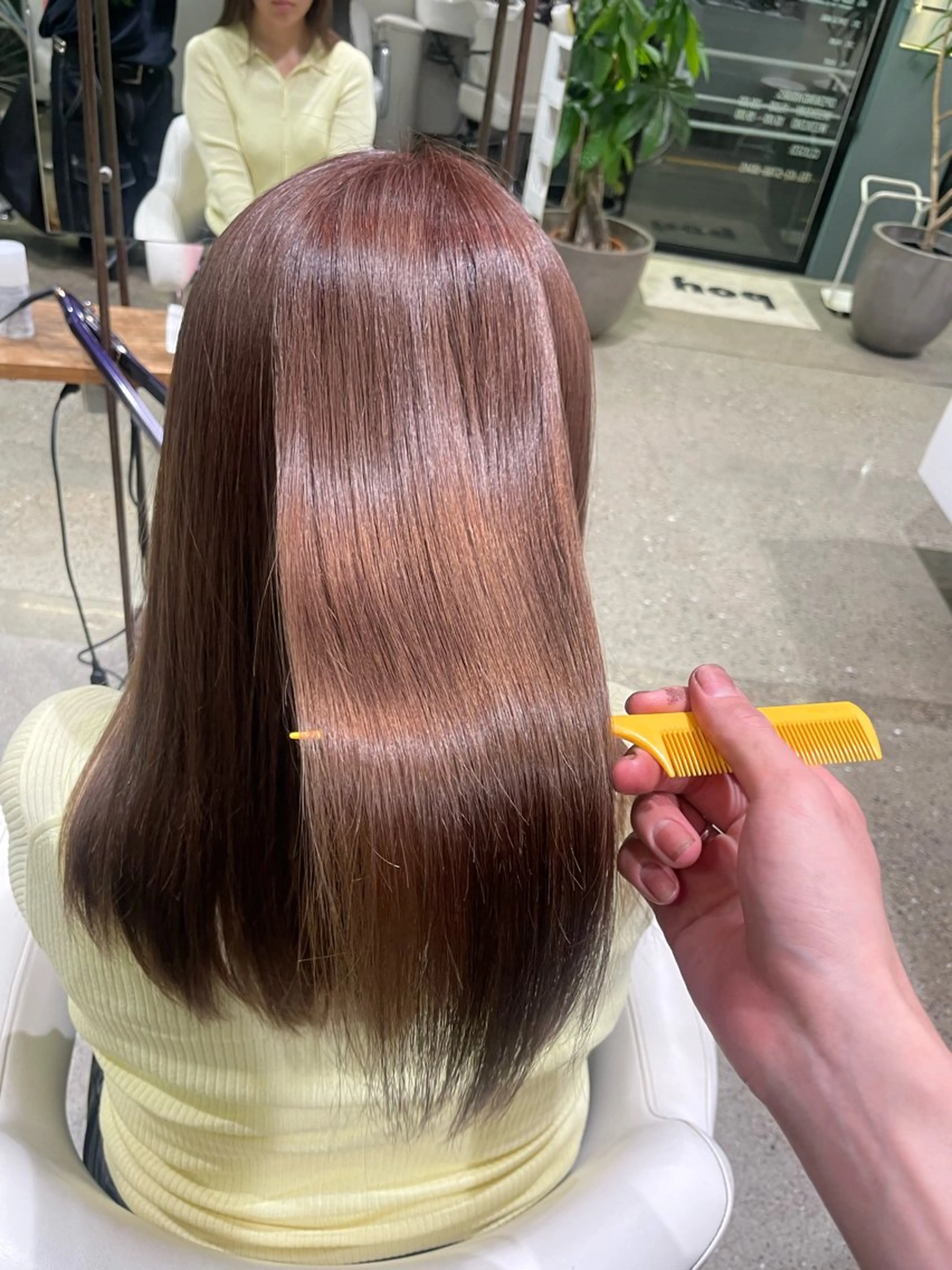 ロングカット&カラー🐬トリートメントつきの写真