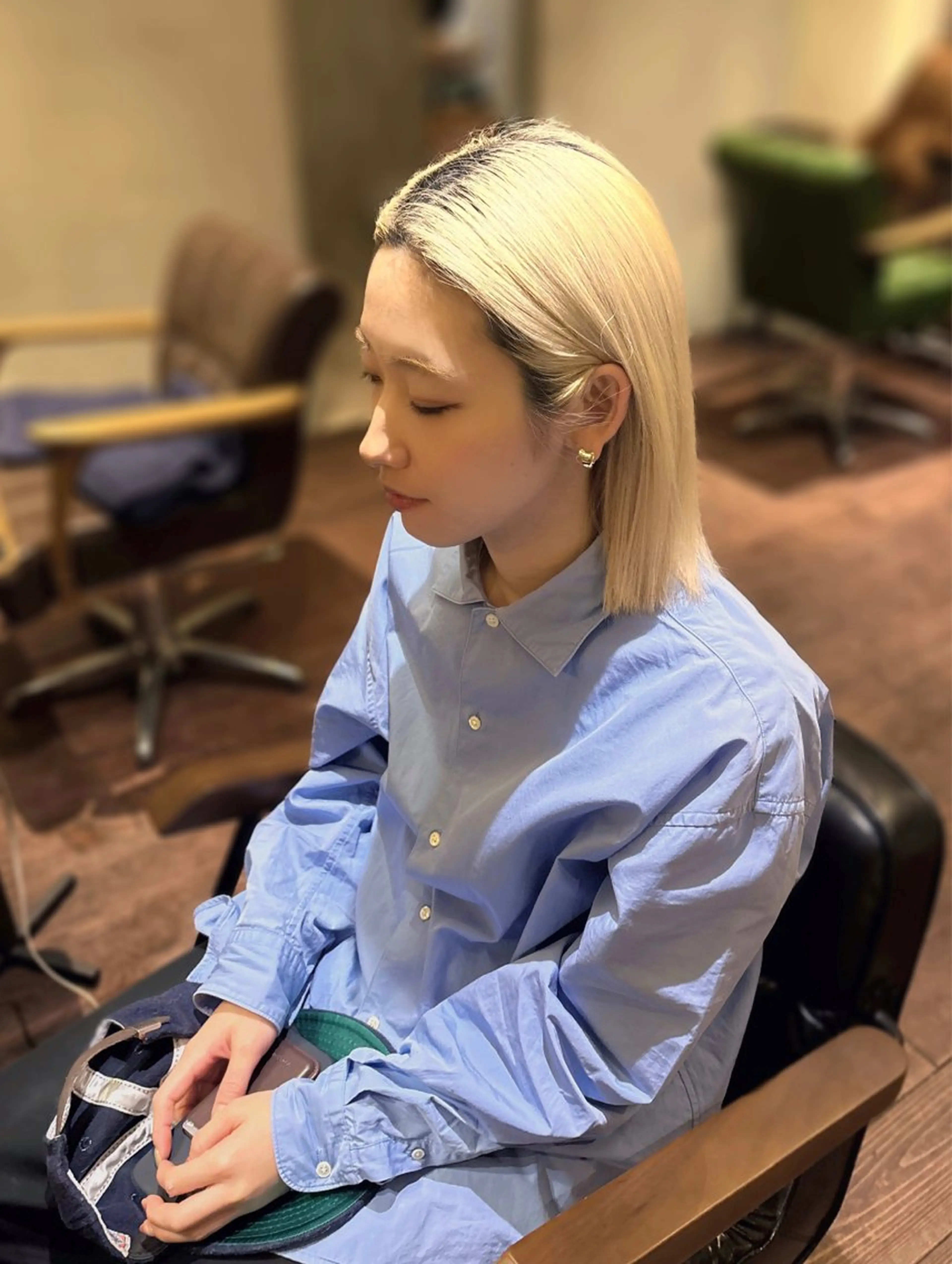 ミディアム 切りっぱなしボブ ボブ HAPPY VERY所属・つじ なちのヘアスタイル