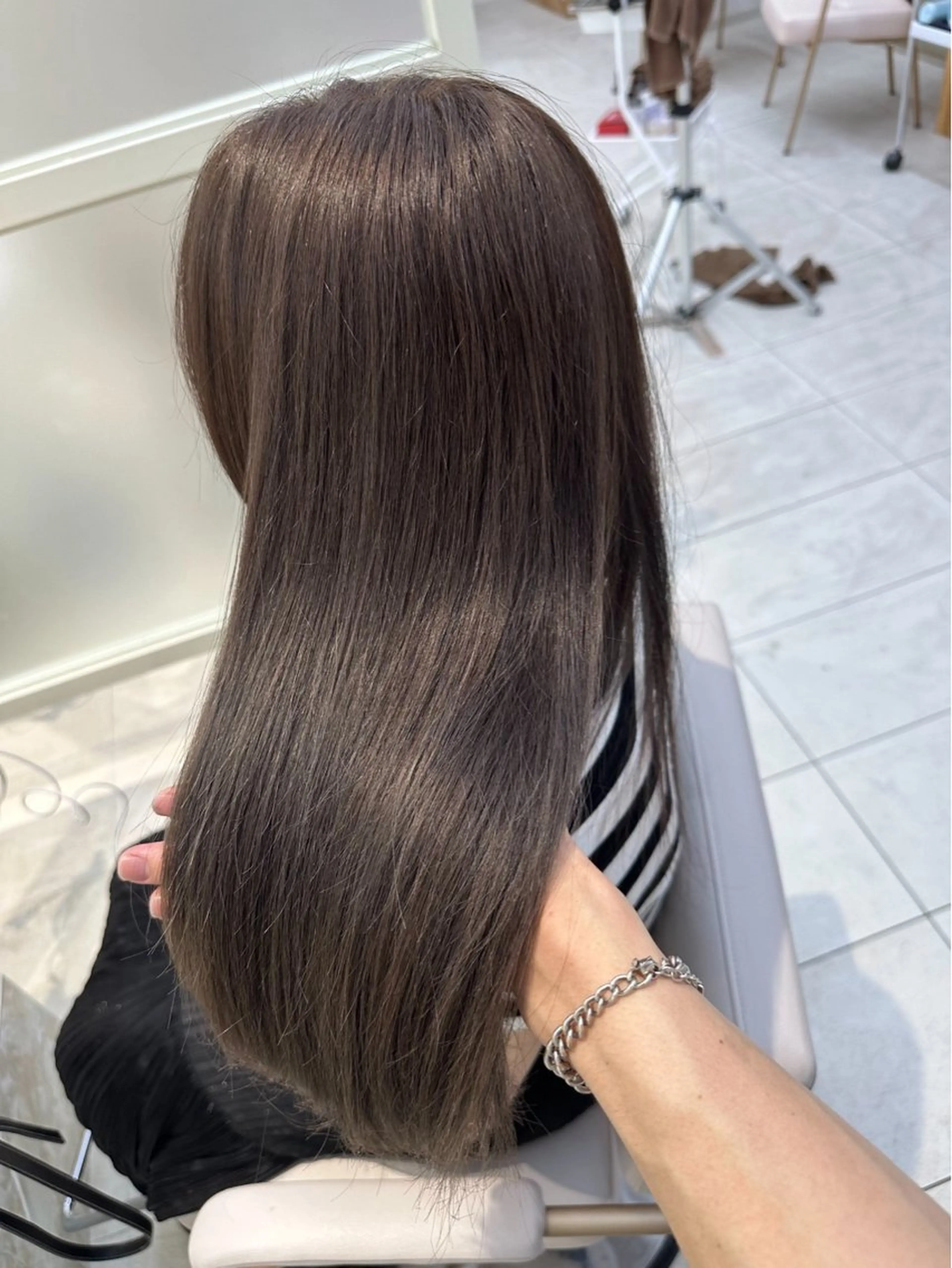 ロング oto🎀×美髪× シースルー前髪🤍のヘアスタイル