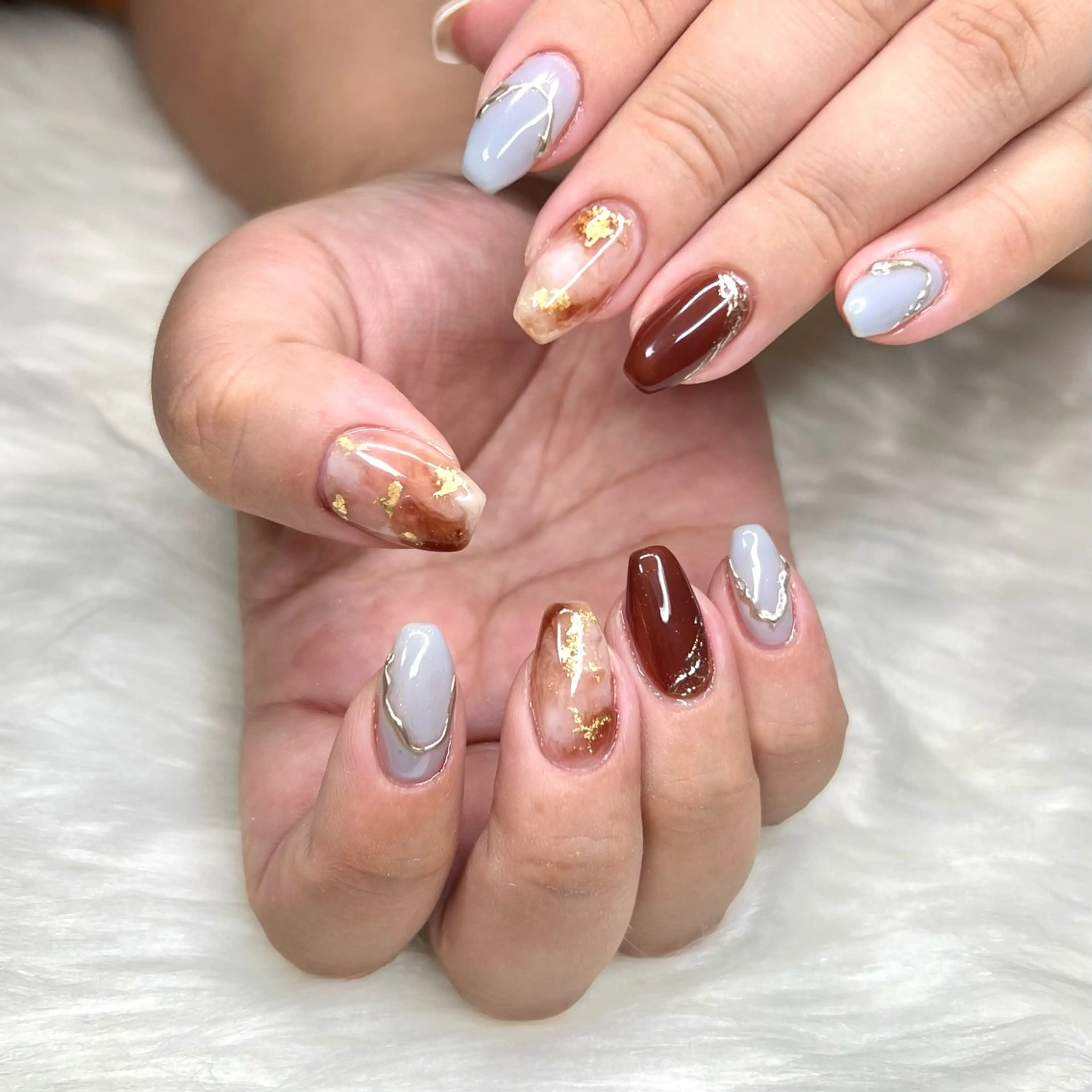 ネイル ハンドネイル vary clue所属・nailist🌻 YUKARIのネイルデザイン