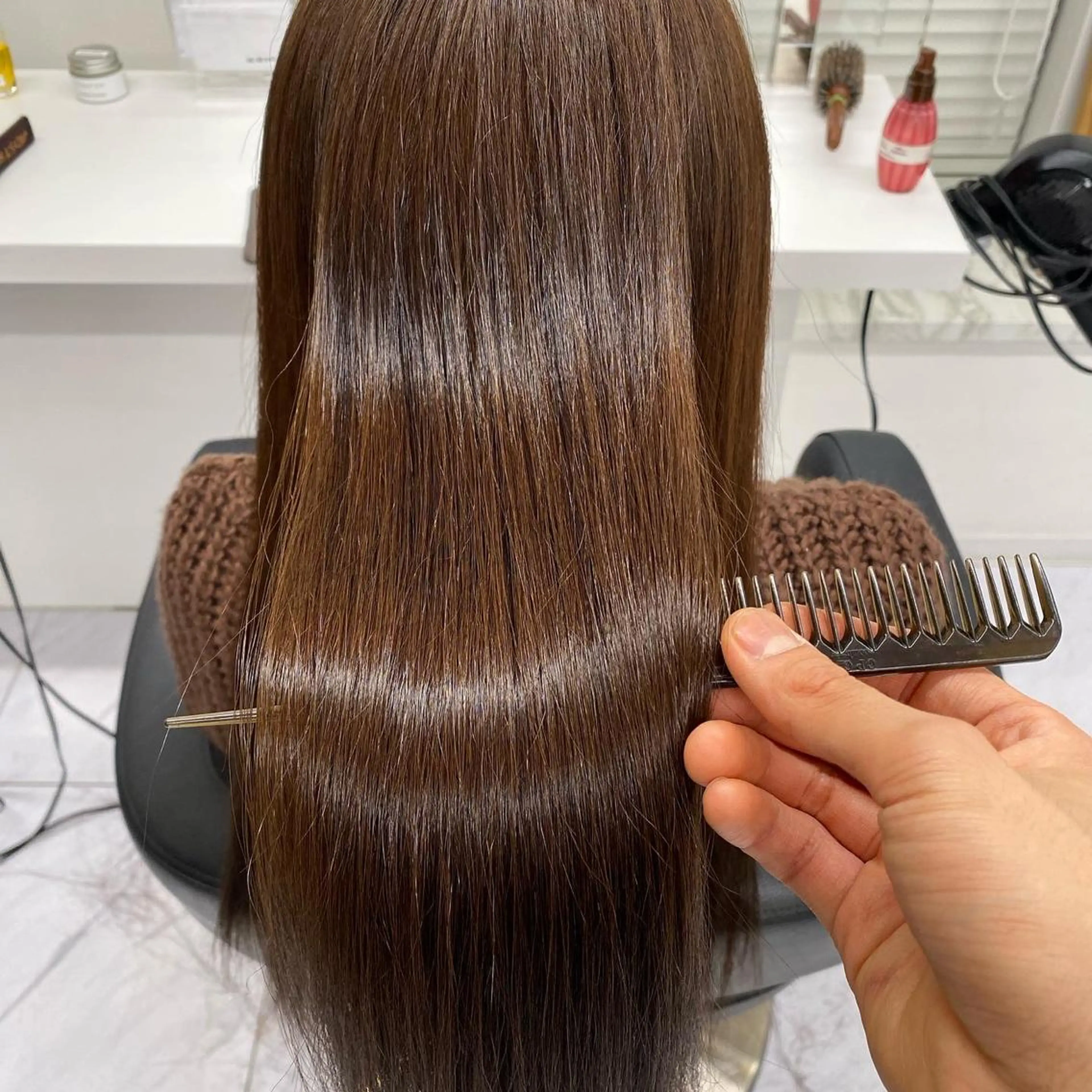 セミロング カラー トリートメント ブリーチ縮毛矯正 ／髪質改善／KEIのヘアスタイル