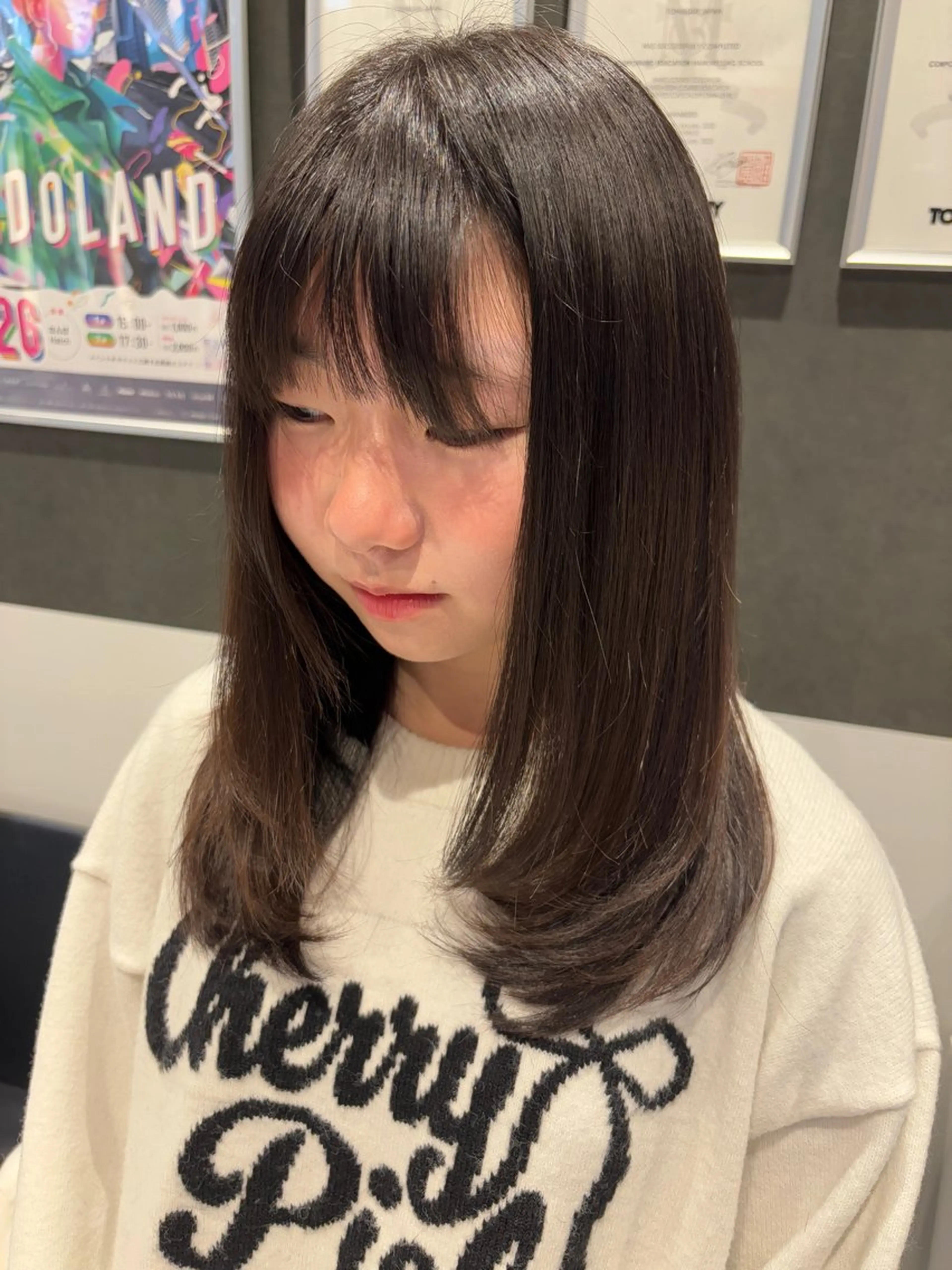 ミディアム レイヤーカット カット ブリーチ/ヘアケア/ 艶髪/イギチハルのヘアスタイル